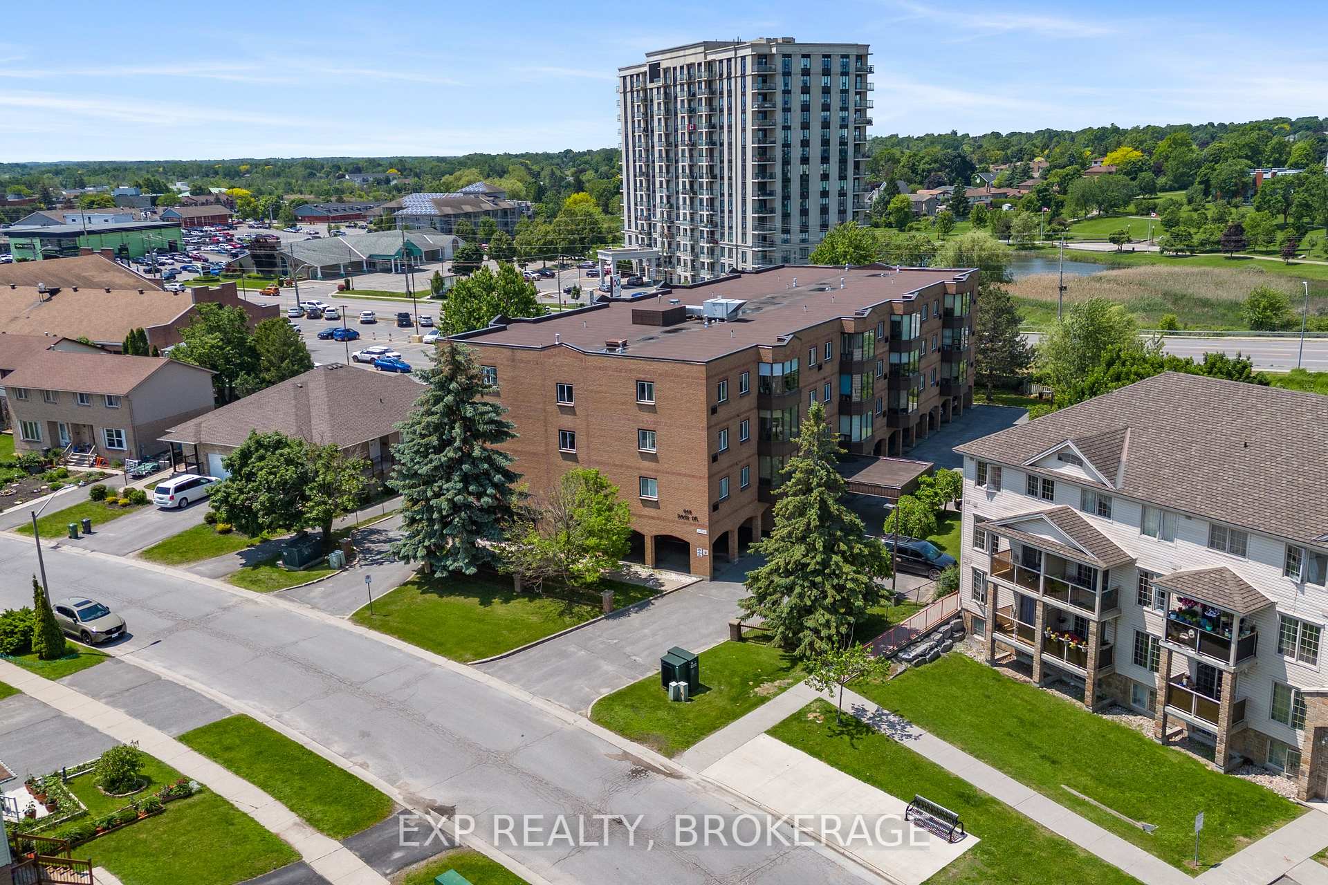 Photo 34 of Unit 401, 649 Davis Drive, Kingston, East Gardiners Rd — HOMEH