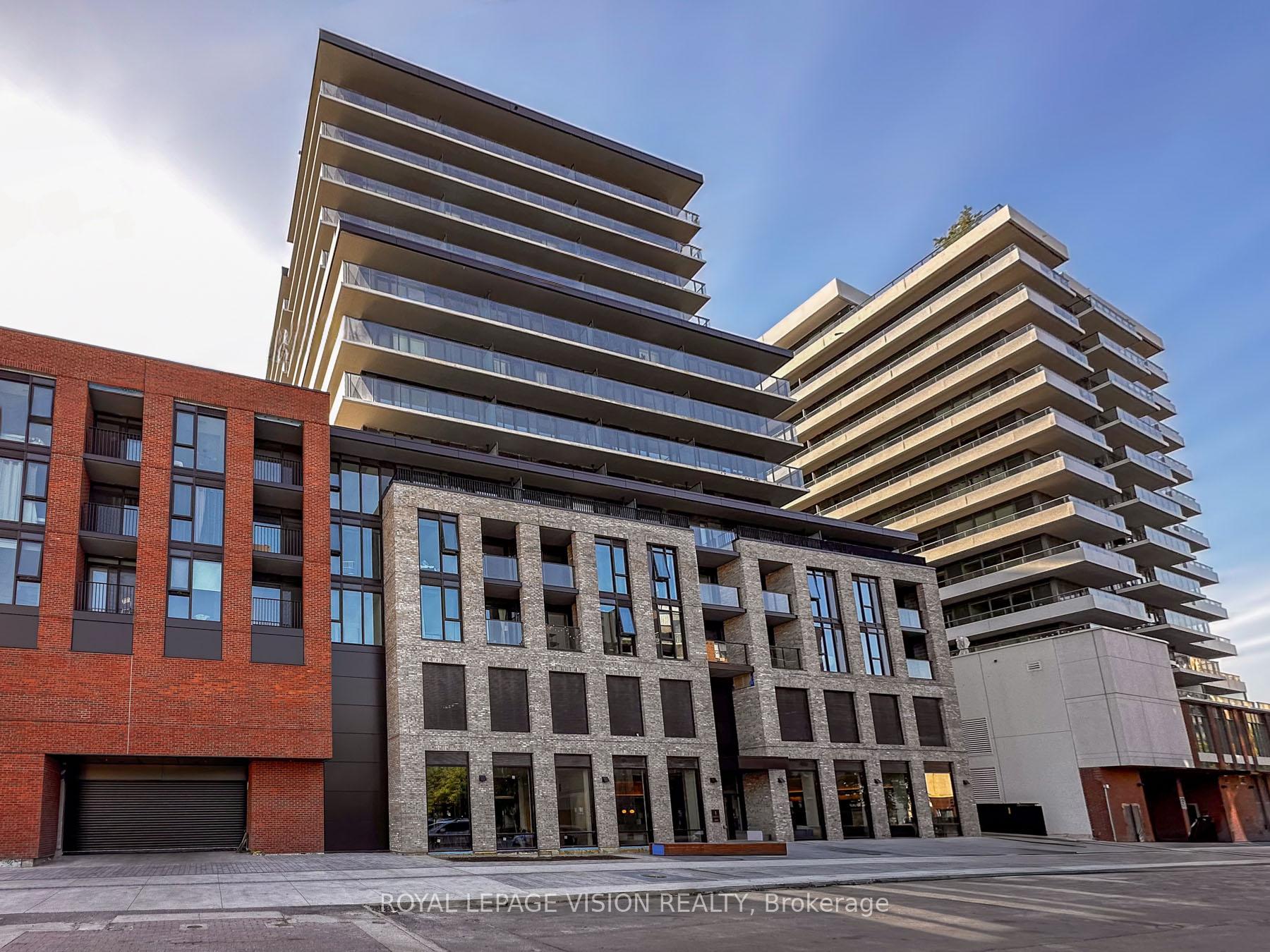Front of Unit 627, 1 Jarvis Street