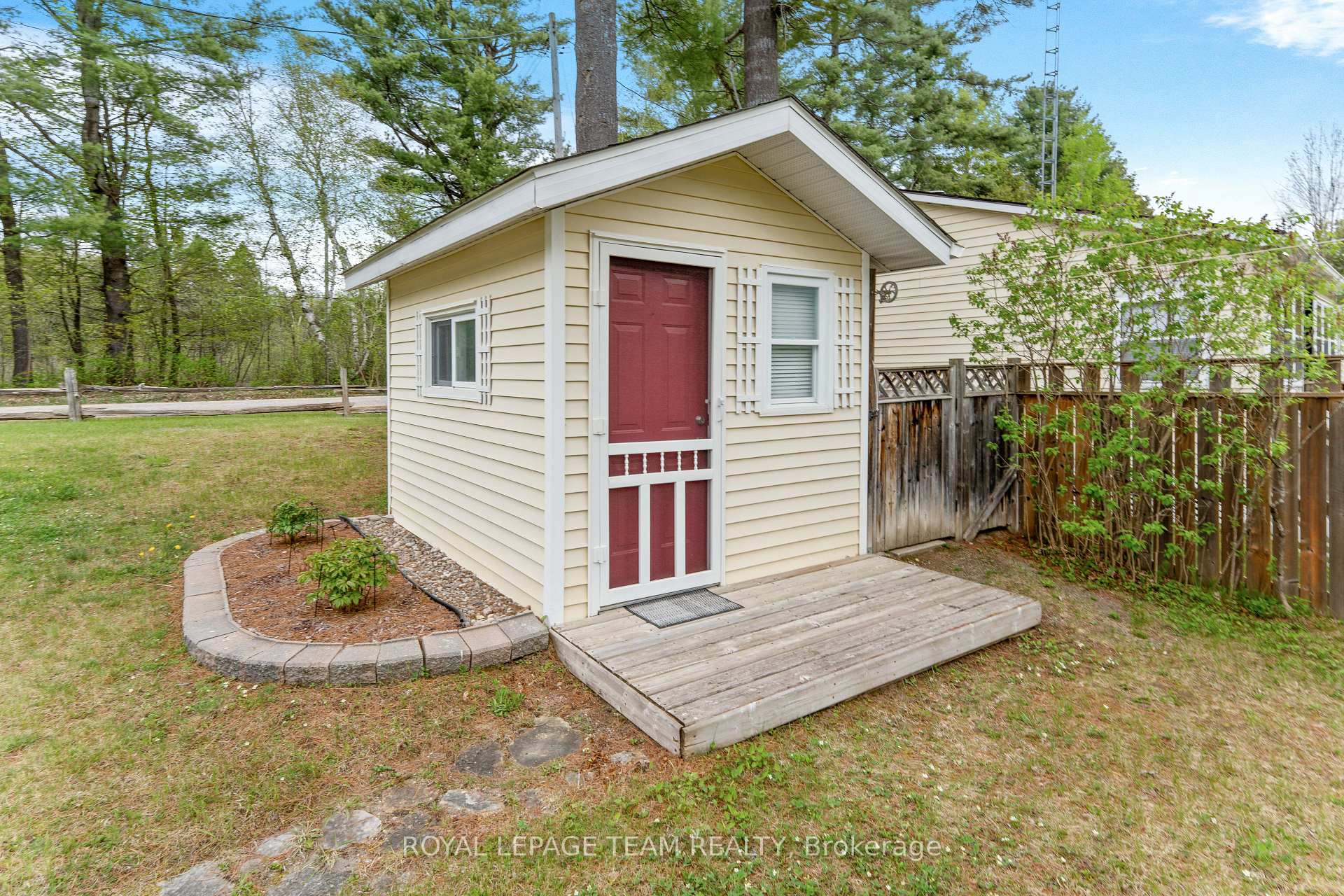 Photo 36 of 3957 Elphin-Maberly Road, Frontenac, Frontenac North — HOMEH