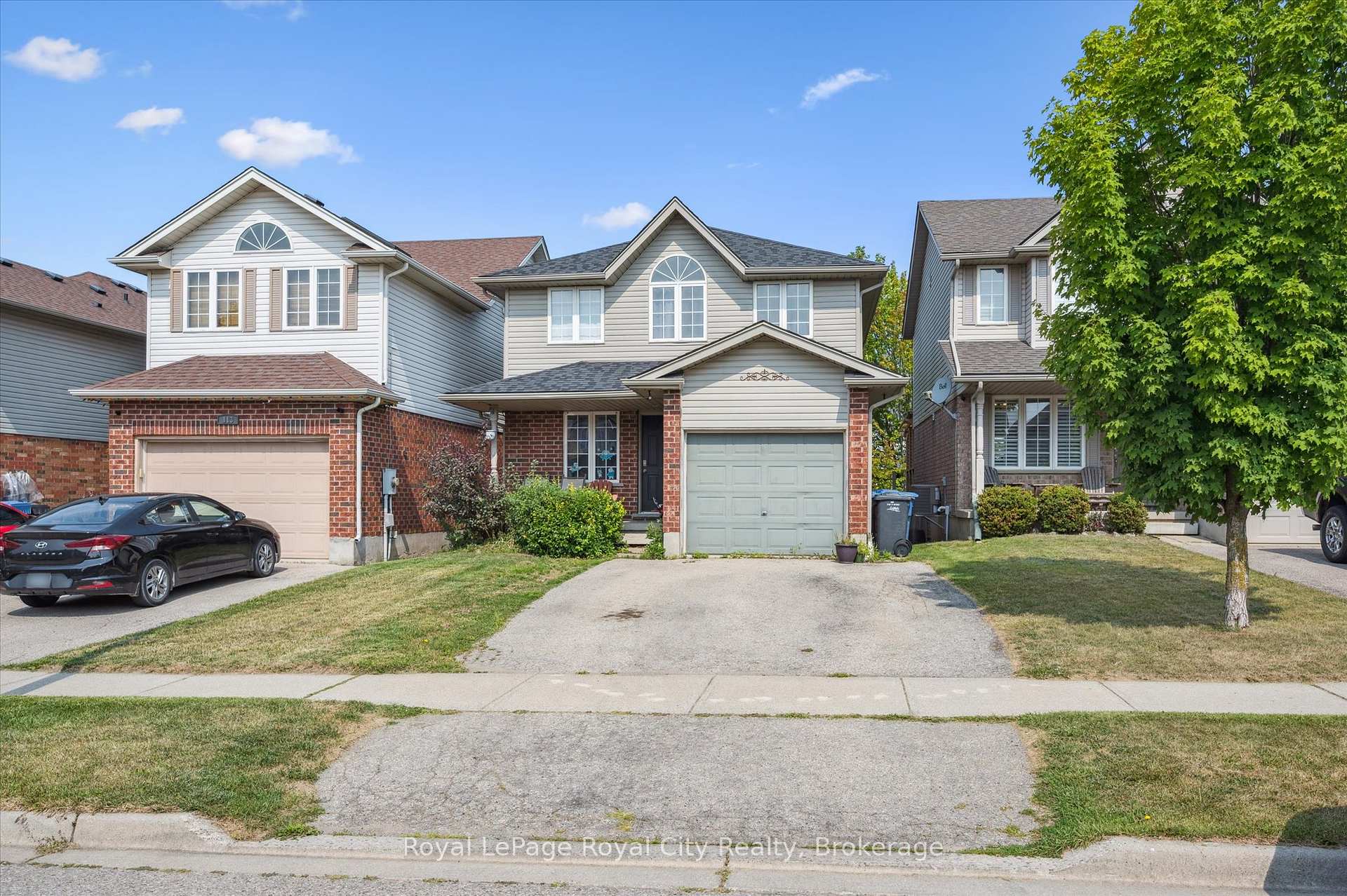 Photo 2 of Unit UPPER, 115 Cedarvale Avenue, Guelph, Grange Road — HOMEH