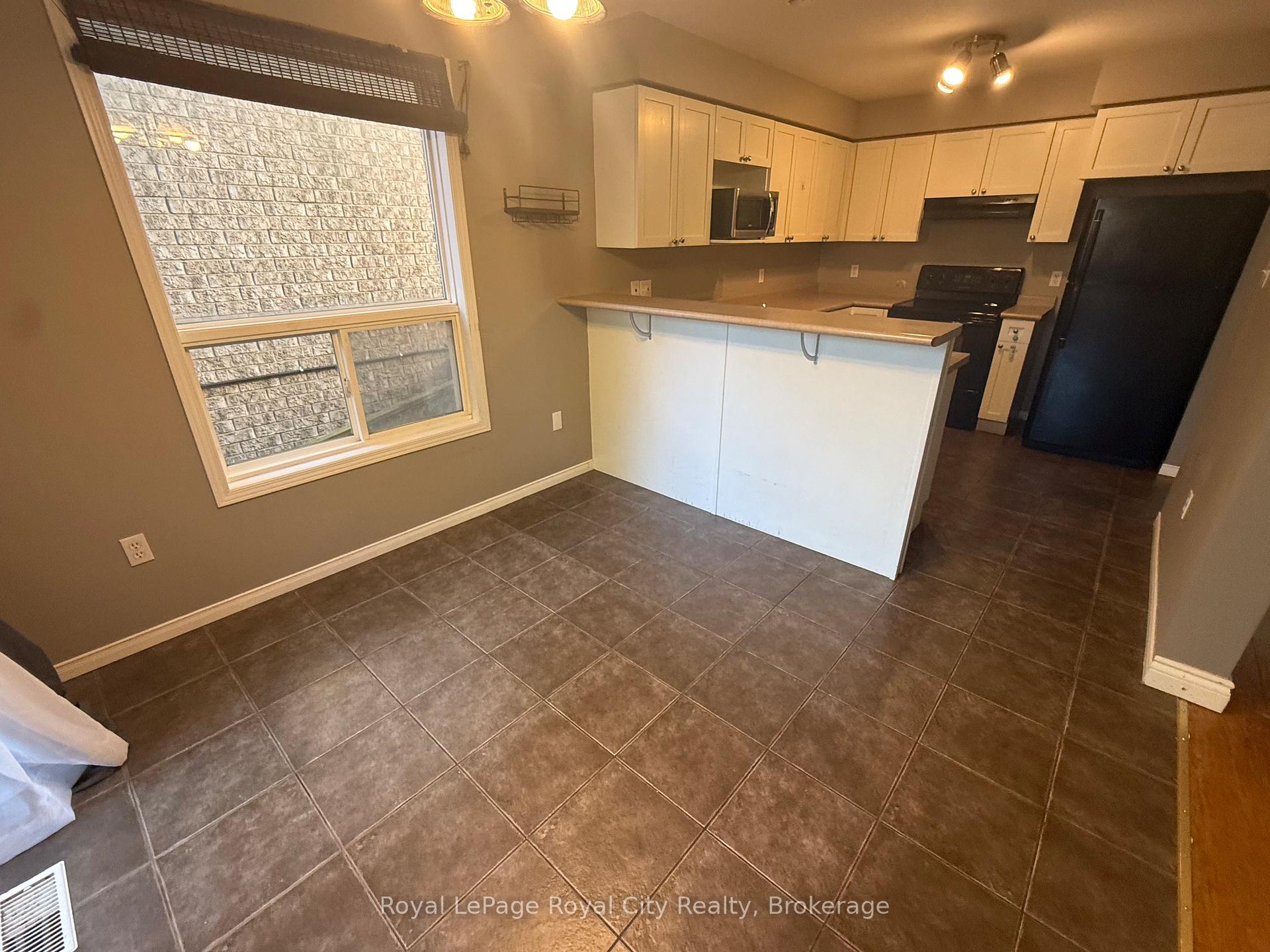 Photo 6 of Unit UPPER, 115 Cedarvale Avenue, Guelph, Grange Road — HOMEH