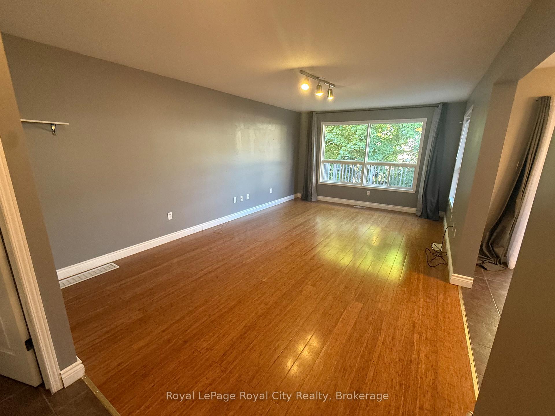 Photo 9 of Unit UPPER, 115 Cedarvale Avenue, Guelph, Grange Road — HOMEH