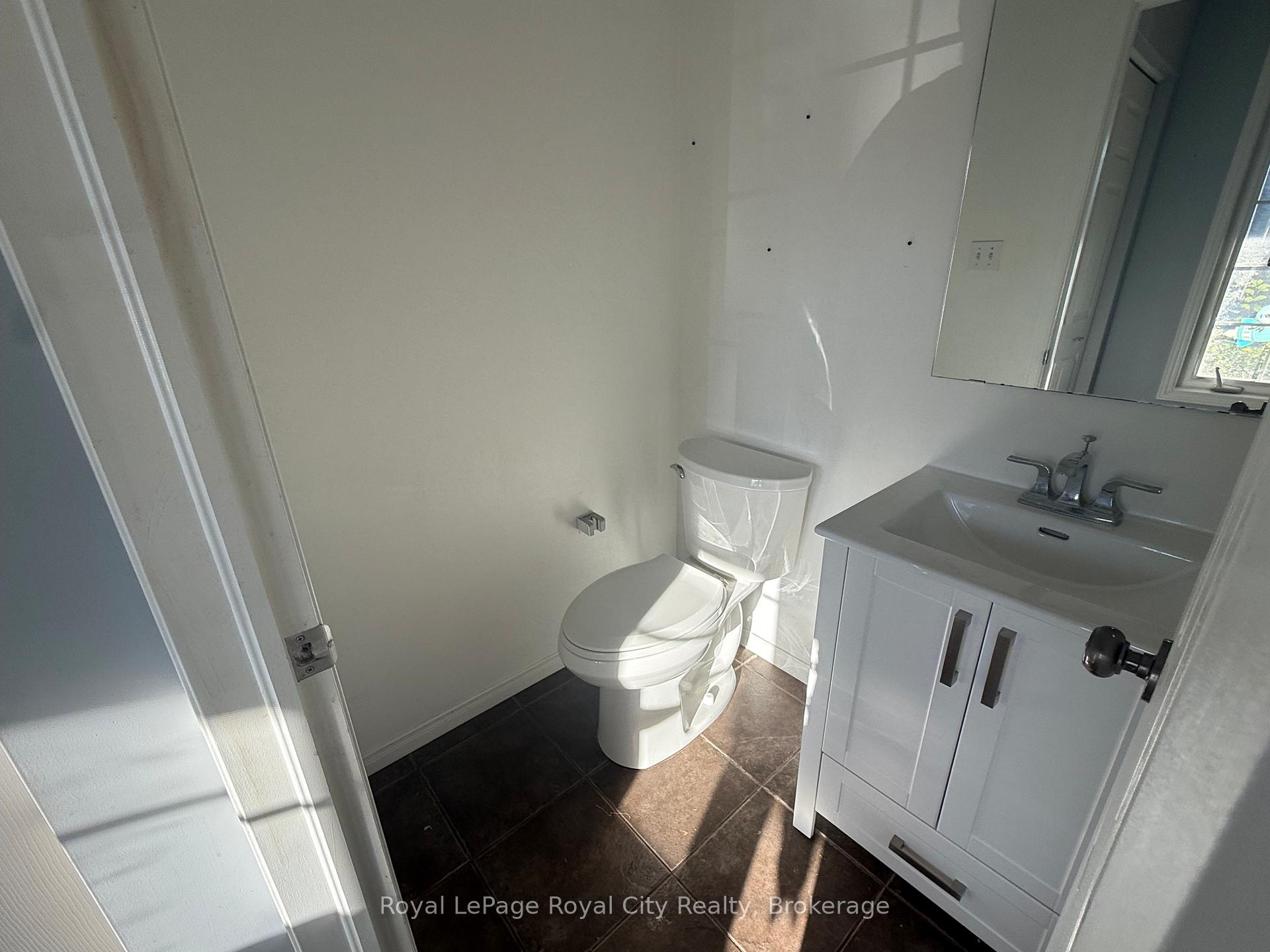 Photo 11 of Unit UPPER, 115 Cedarvale Avenue, Guelph, Grange Road — HOMEH