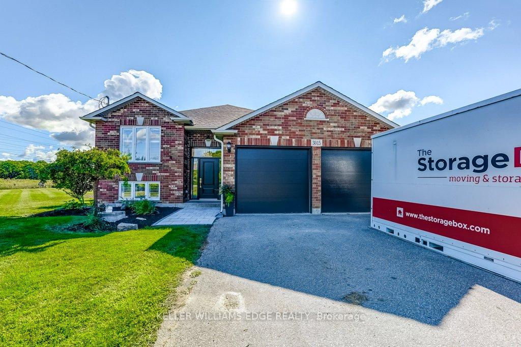 Photo 3 of 3015 South Grimsby 18 Road, Grimsby, Grimsby Escarpment — HOMEH