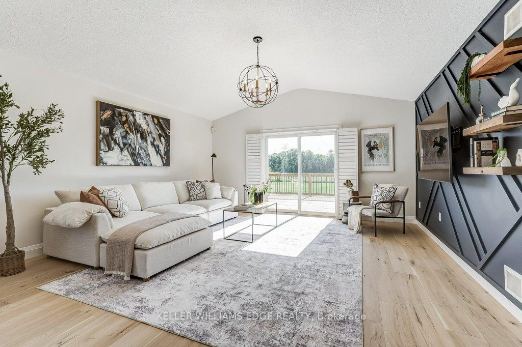 Photo 20 of 3015 South Grimsby 18 Road, Grimsby, Grimsby Escarpment — HOMEH