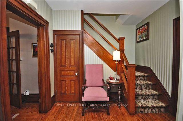 Photo 4 of 9 Alexander Street, Brampton, Downtown Brampton — HOMEH