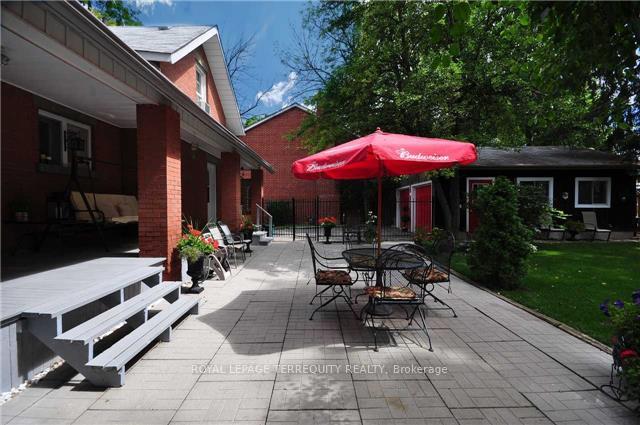 Photo 18 of 9 Alexander Street, Brampton, Downtown Brampton — HOMEH