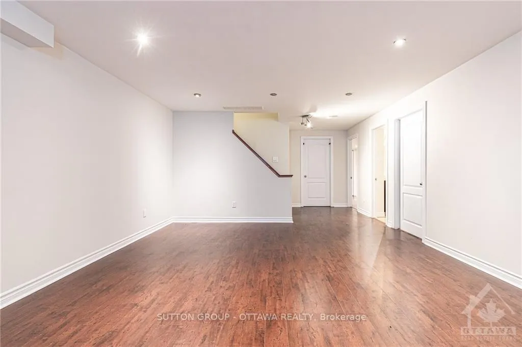 Photo 23 of 4020 Canyon Walk Drive, Ottawa, Riverside South/Gloucester Glen — HOMEH