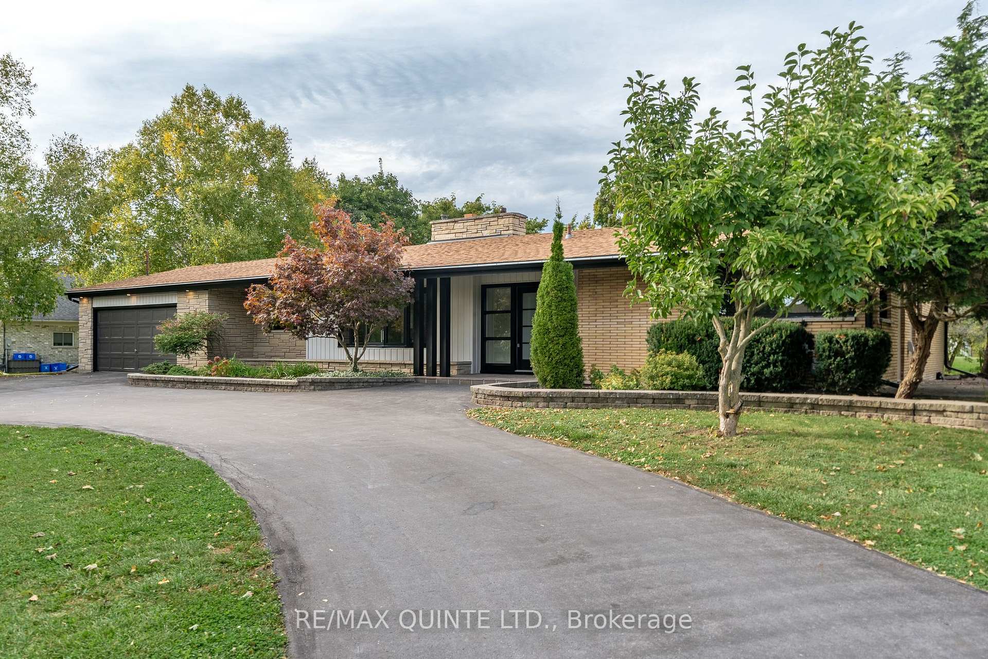 Photo 4 of 71 Maitland Drive, Belleville, Thurlow Ward — HOMEH