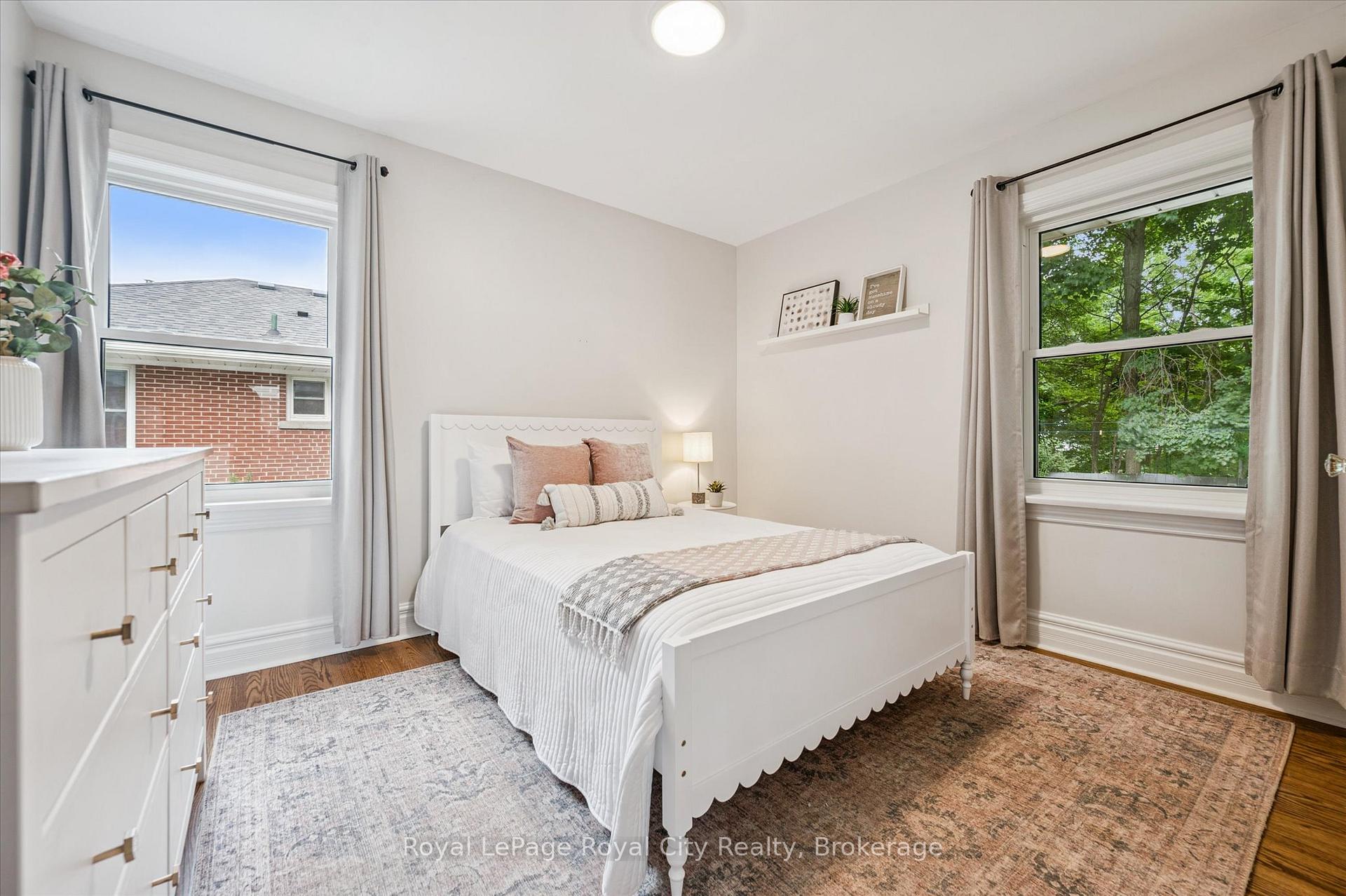 Photo 21 of 28 Summit Crescent, Guelph, Exhibition Park — HOMEH