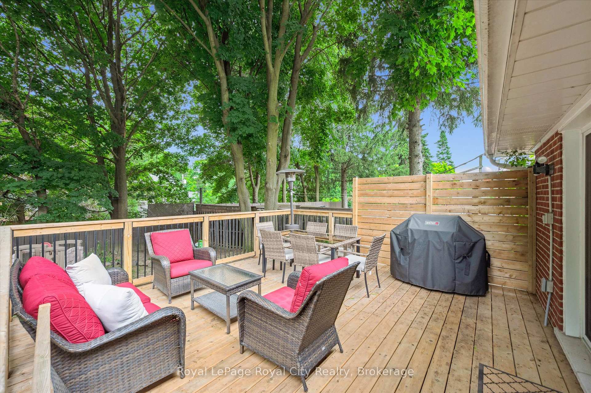 Photo 38 of 28 Summit Crescent, Guelph, Exhibition Park — HOMEH
