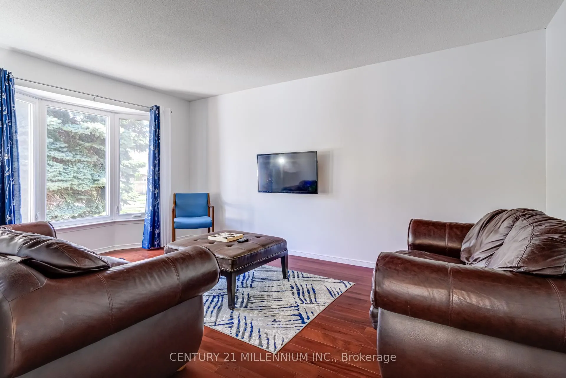 Photo 5 of 56 Nuttall Street, Brampton, Westgate — HOMEH