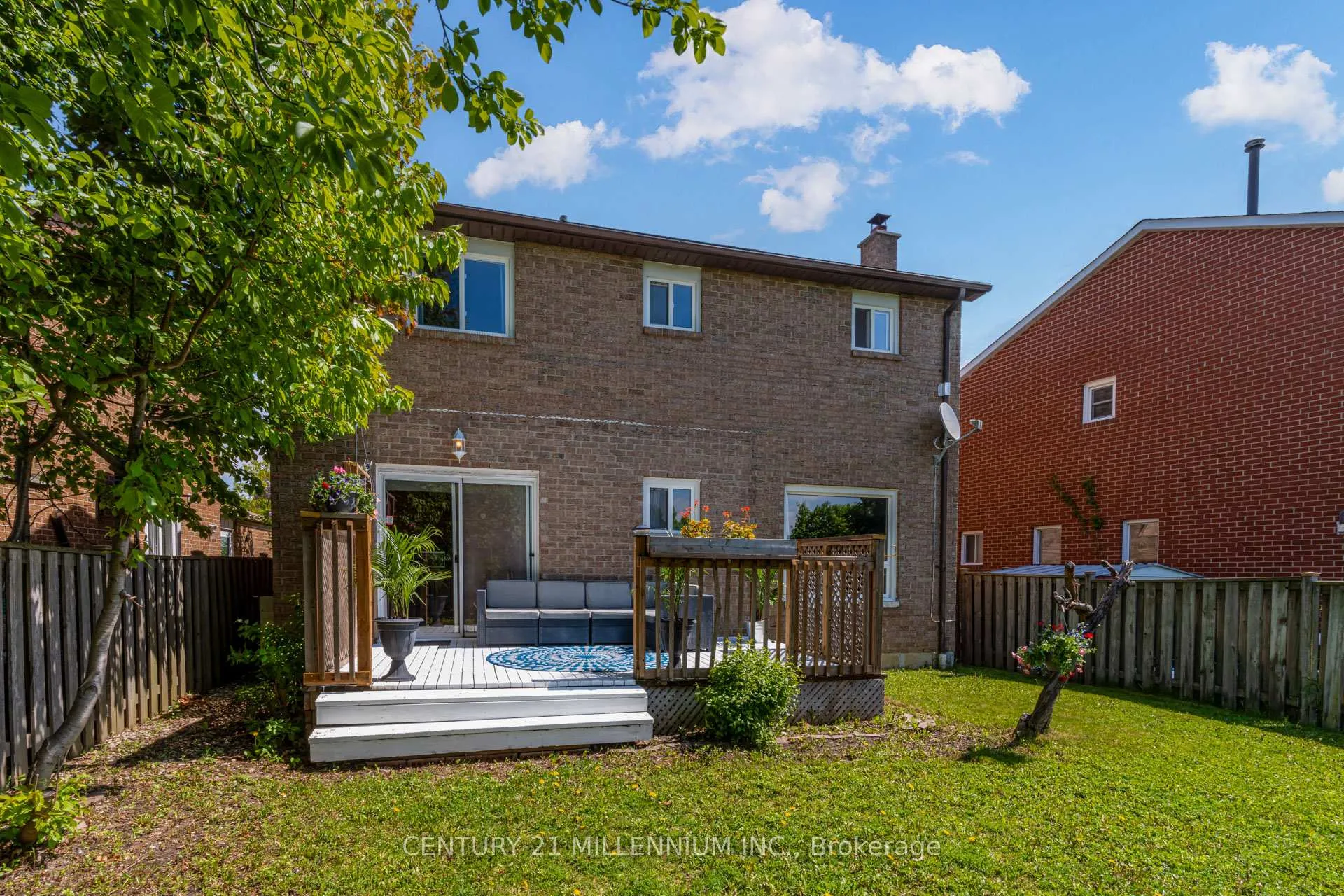 Photo 43 of 56 Nuttall Street, Brampton, Westgate — HOMEH