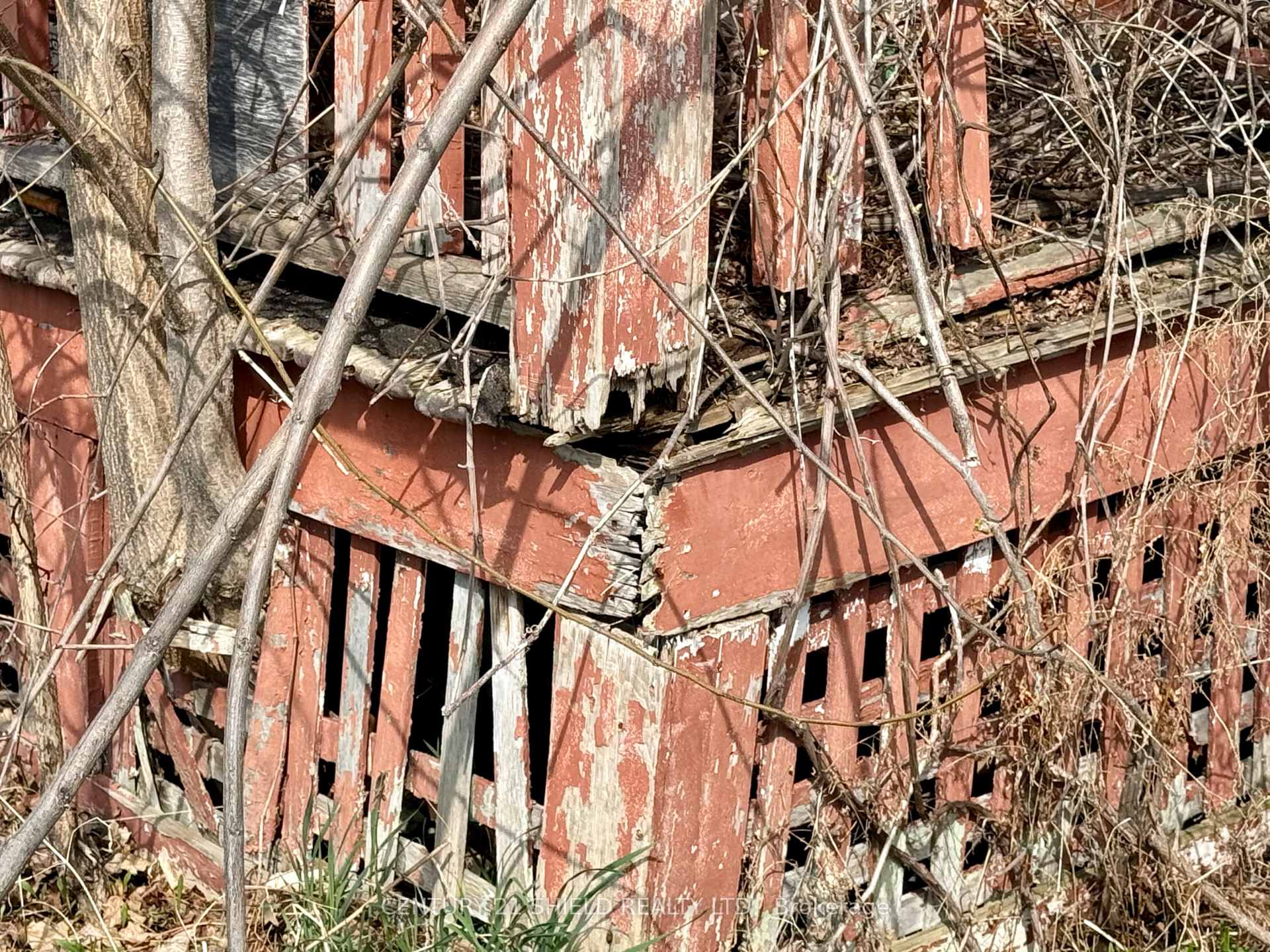 Photo 3 of 435 5th Street E, Cornwall — HOMEH