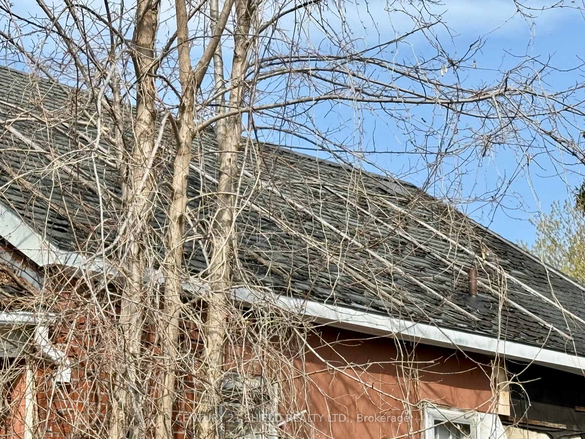 Photo 4 of 435 5th Street E, Cornwall — HOMEH