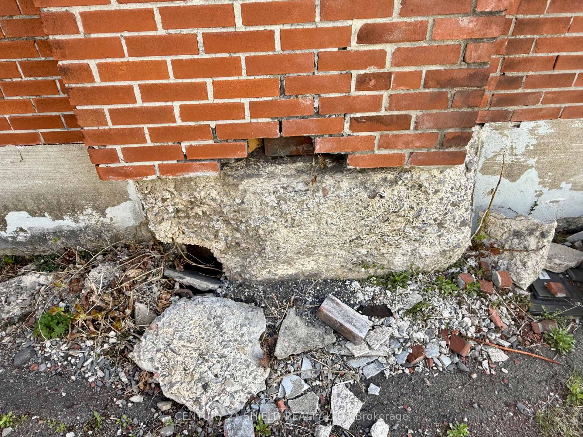 Photo 7 of 435 5th Street E, Cornwall — HOMEH