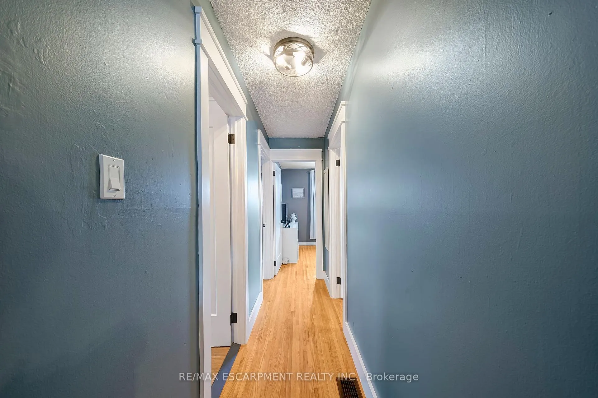 Photo 13 of 31 Raleigh Street, Hamilton, Quinndale — HOMEH