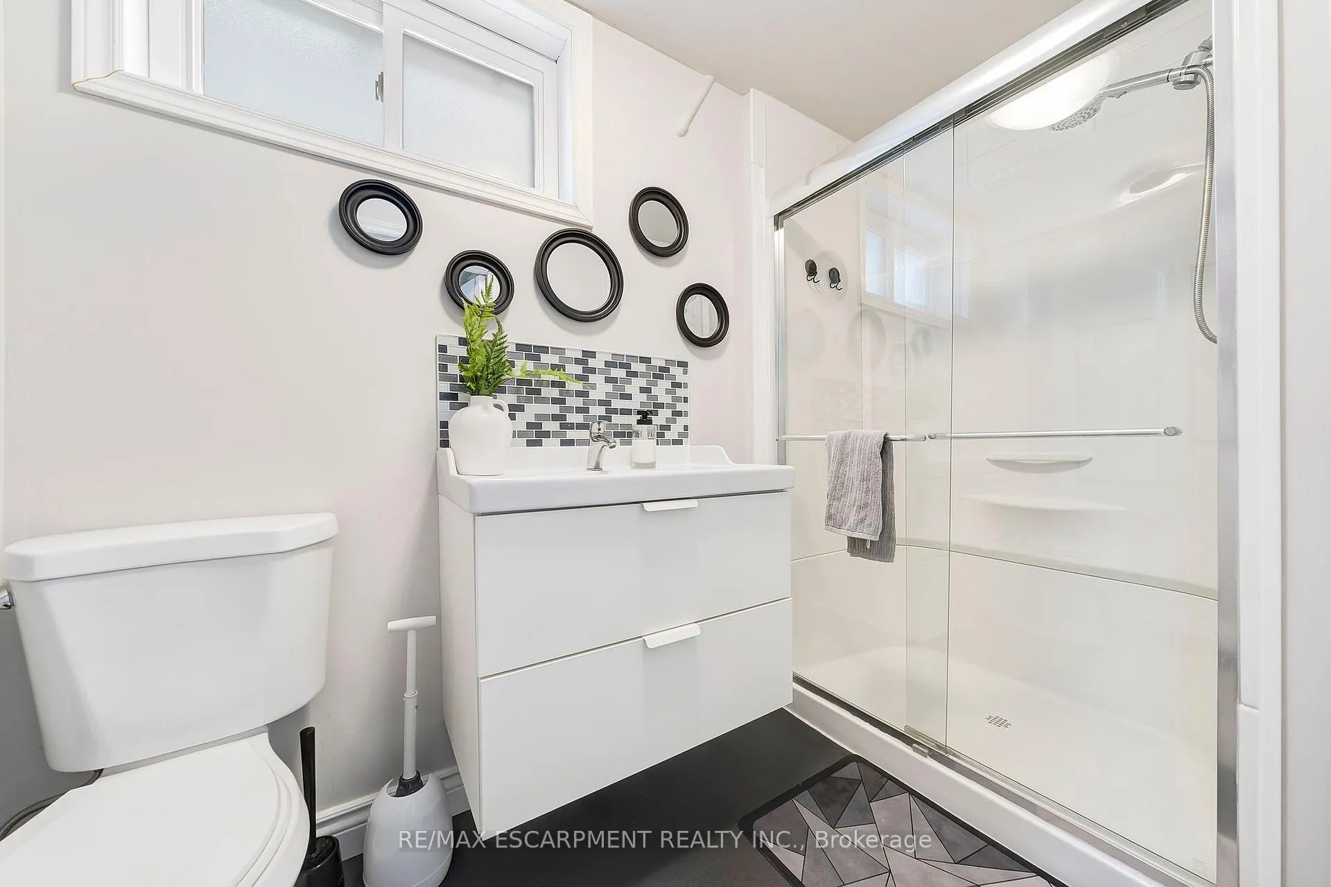 Photo 19 of 31 Raleigh Street, Hamilton, Quinndale — HOMEH