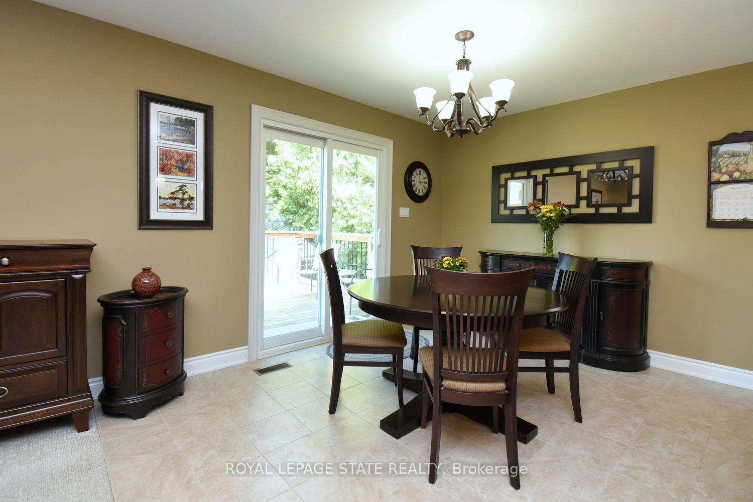 Photo 11 of 5 7th Street, Grimsby, Grimsby Beach — HOMEH