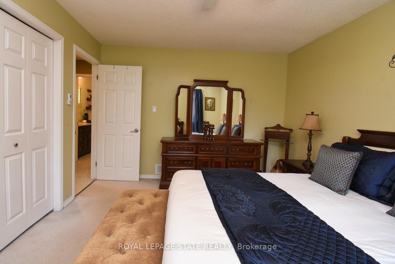 Photo 20 of 5 7th Street, Grimsby, Grimsby Beach — HOMEH