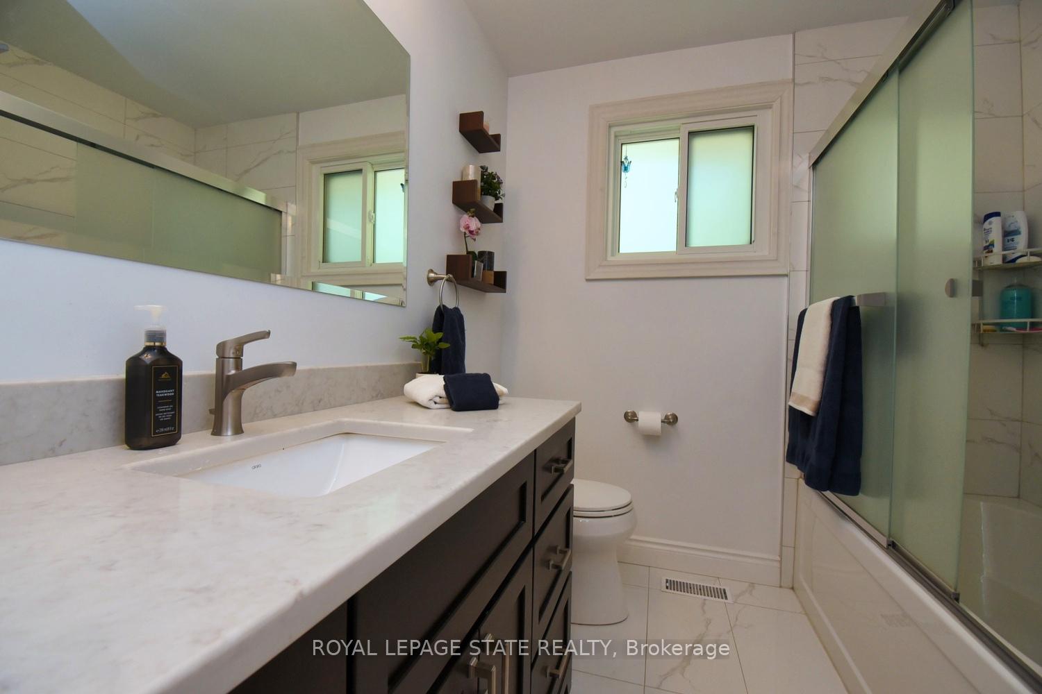 Photo 25 of 5 7th Street, Grimsby, Grimsby Beach — HOMEH