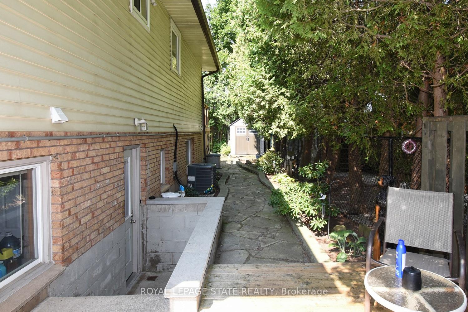 Photo 41 of 5 7th Street, Grimsby, Grimsby Beach — HOMEH