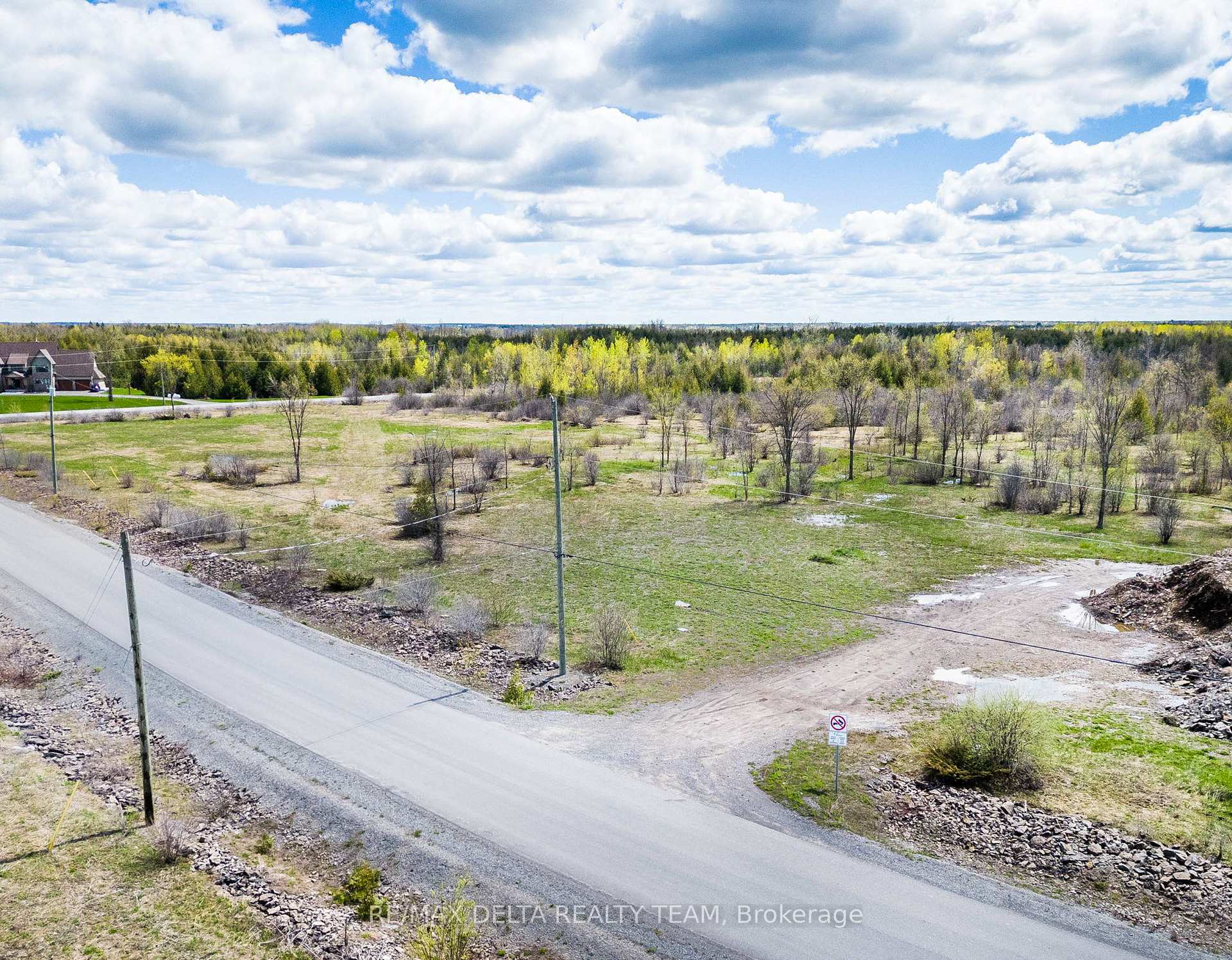 Photo 1 of 7890 Iveson Drive, Ottawa, Osgoode Twp North of Reg Rd 6 — HOMEH