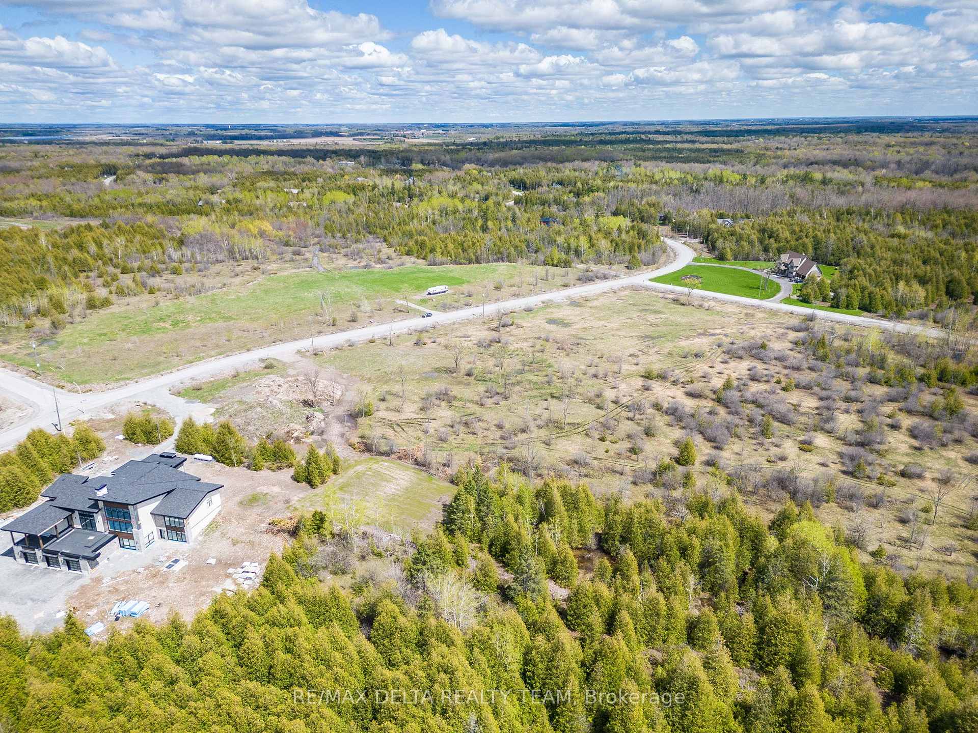 Photo 5 of 7890 Iveson Drive, Ottawa, Osgoode Twp North of Reg Rd 6 — HOMEH