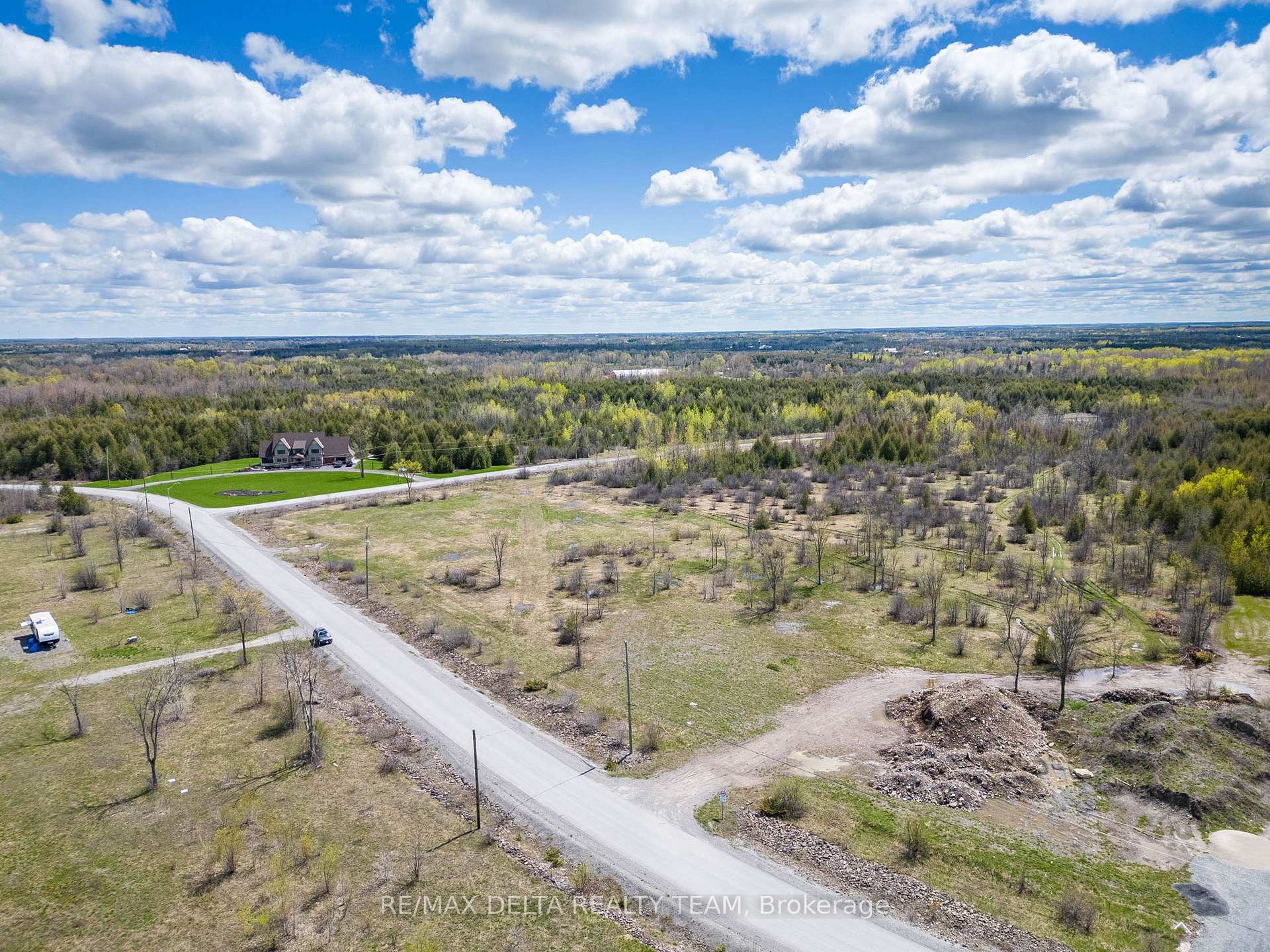 Photo 9 of 7890 Iveson Drive, Ottawa, Osgoode Twp North of Reg Rd 6 — HOMEH