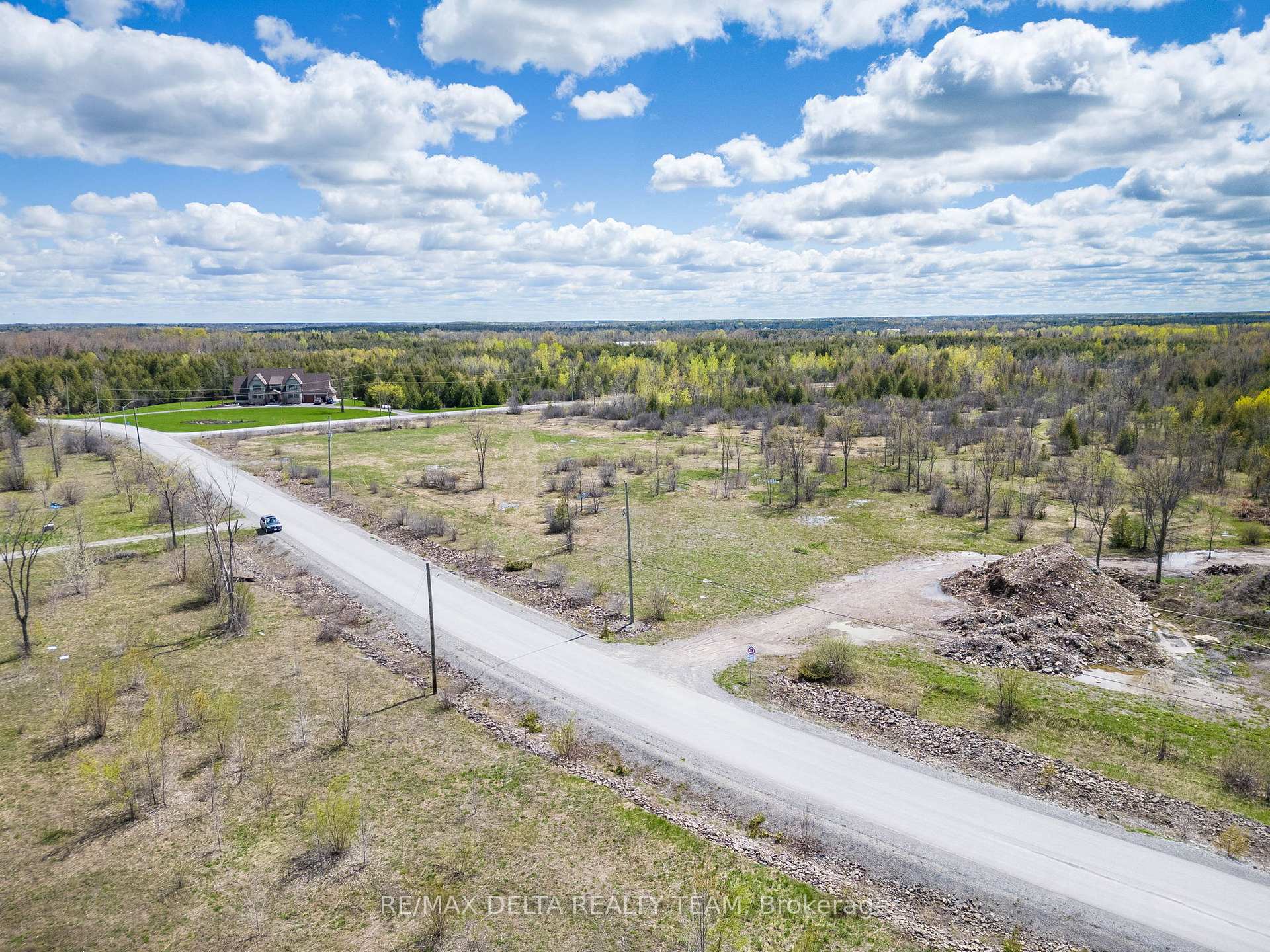 Photo 10 of 7890 Iveson Drive, Ottawa, Osgoode Twp North of Reg Rd 6 — HOMEH