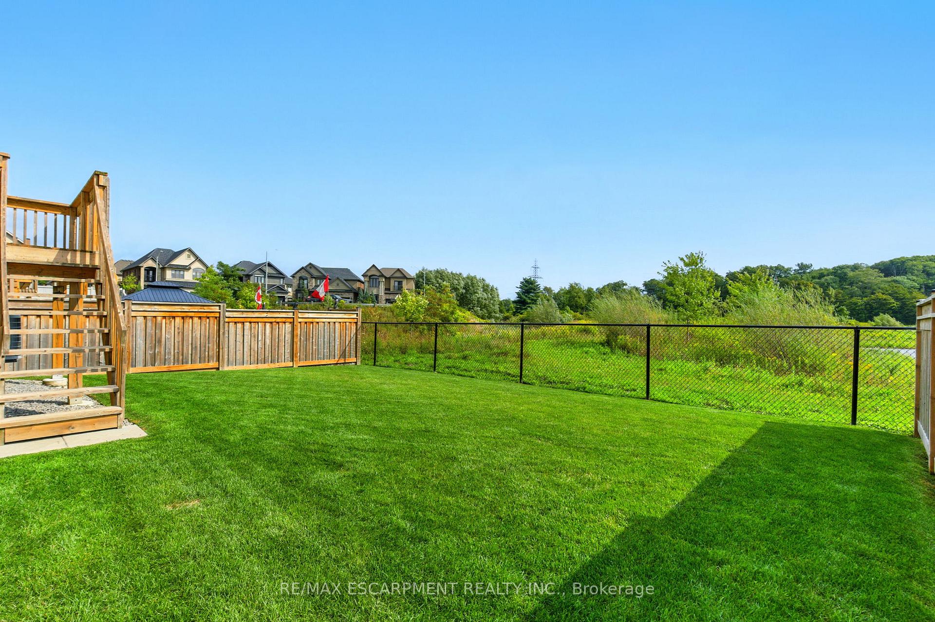 Photo 47 of 15 Robarts Drive, Hamilton, Meadowlands — HOMEH