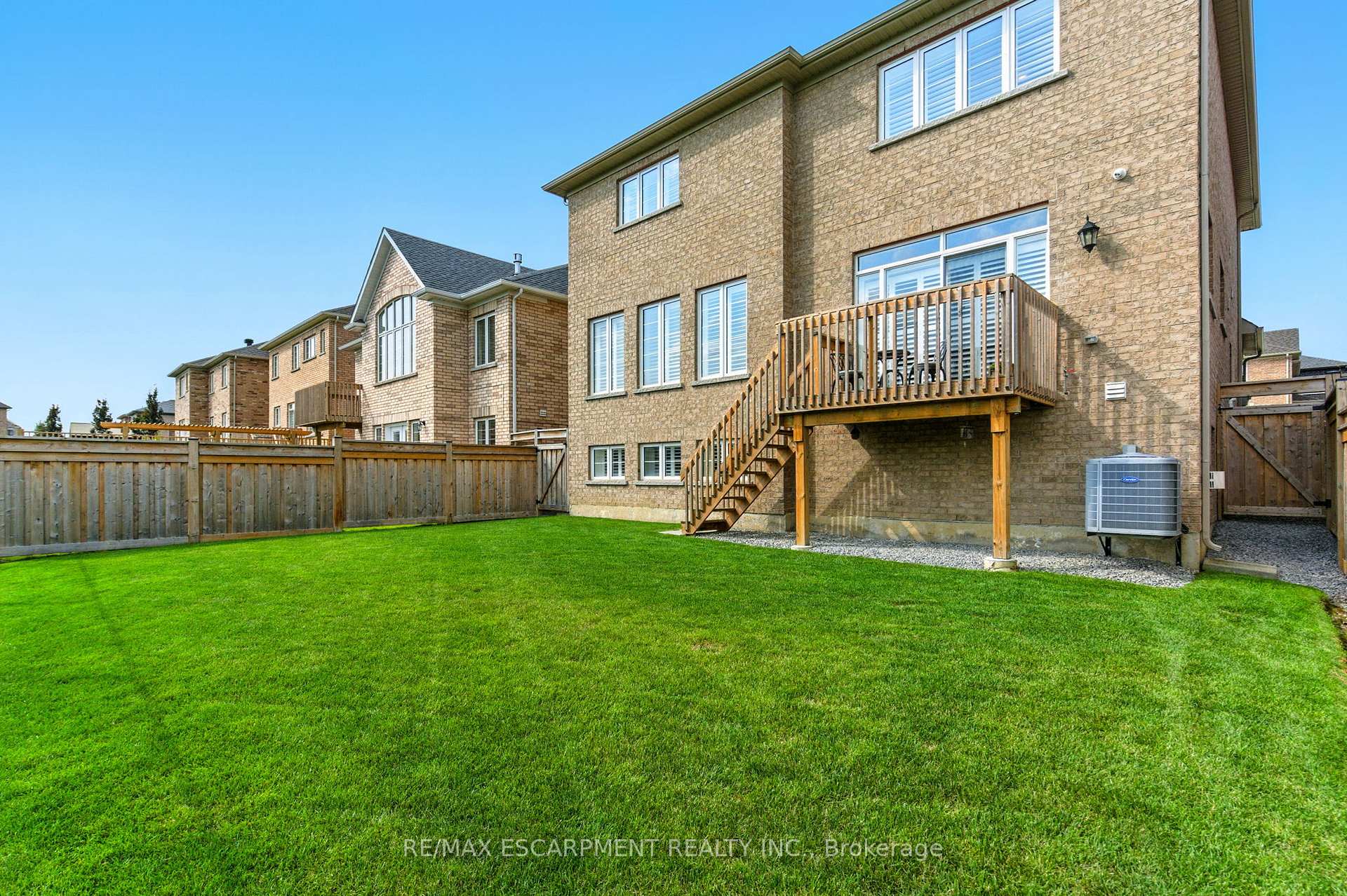 Photo 49 of 15 Robarts Drive, Hamilton, Meadowlands — HOMEH