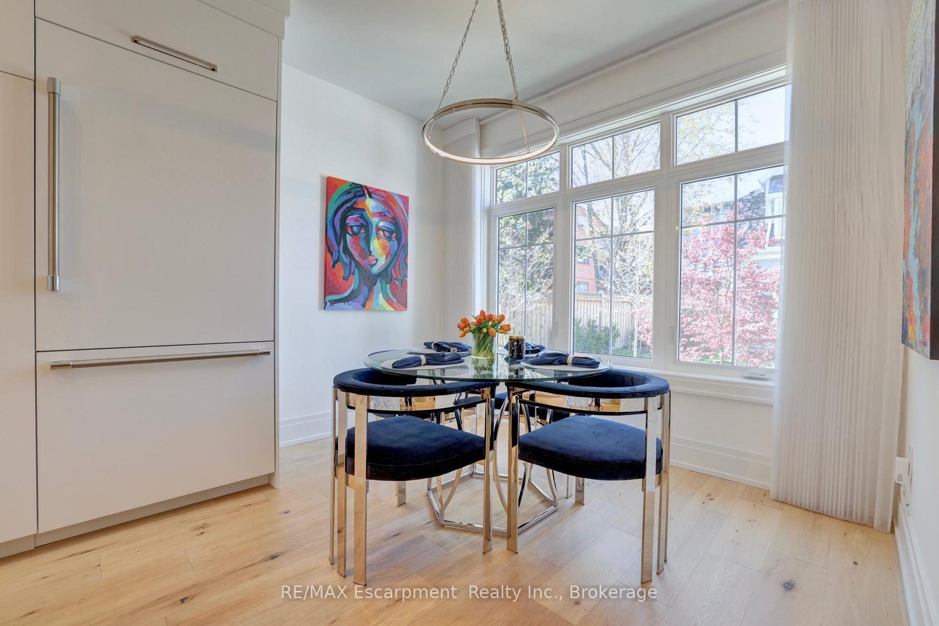 Photo 8 of Unit 4, 2134 New Street, Burlington, Brant — HOMEH