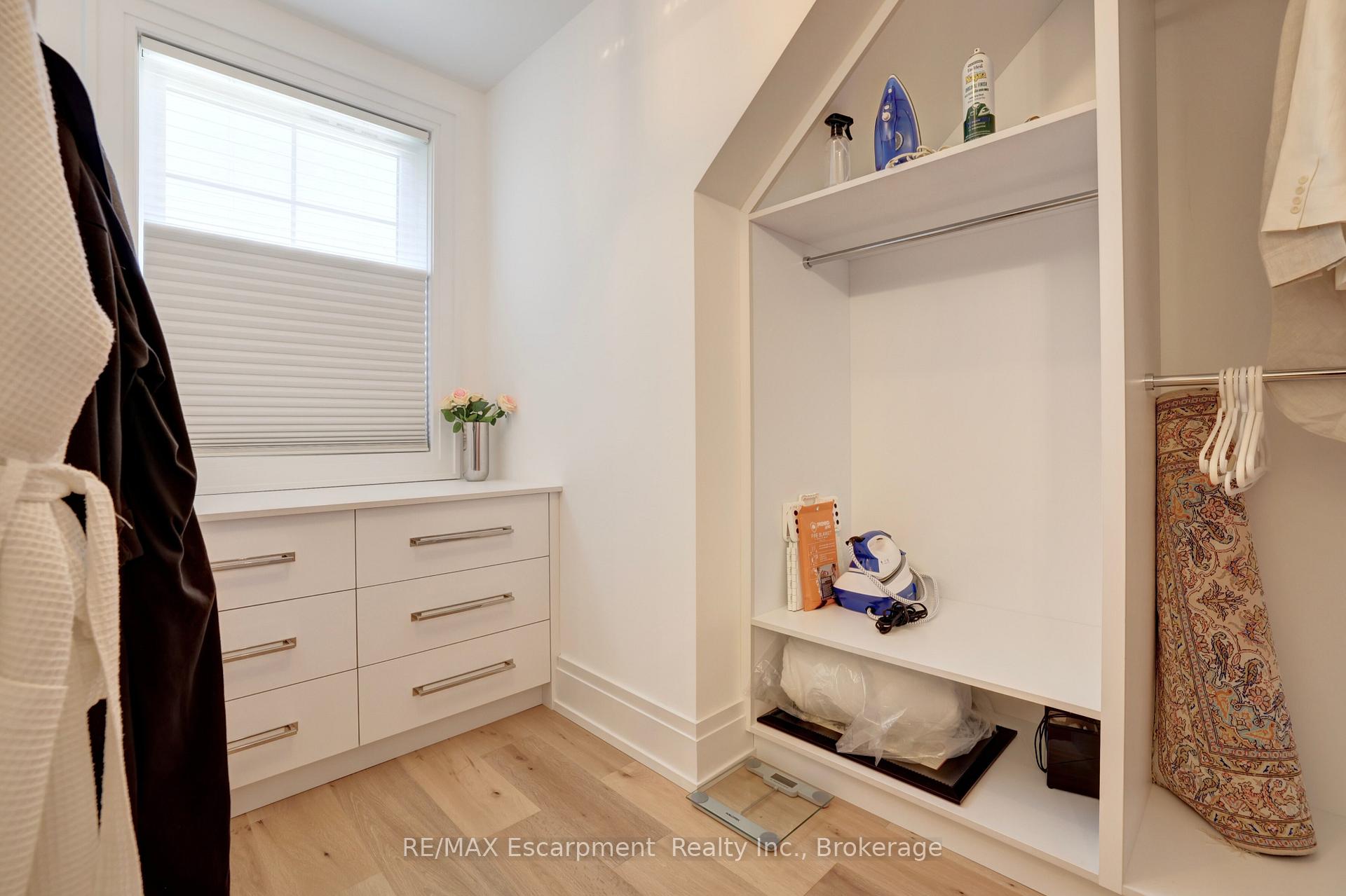 Photo 42 of Unit 4, 2134 New Street, Burlington, Brant — HOMEH
