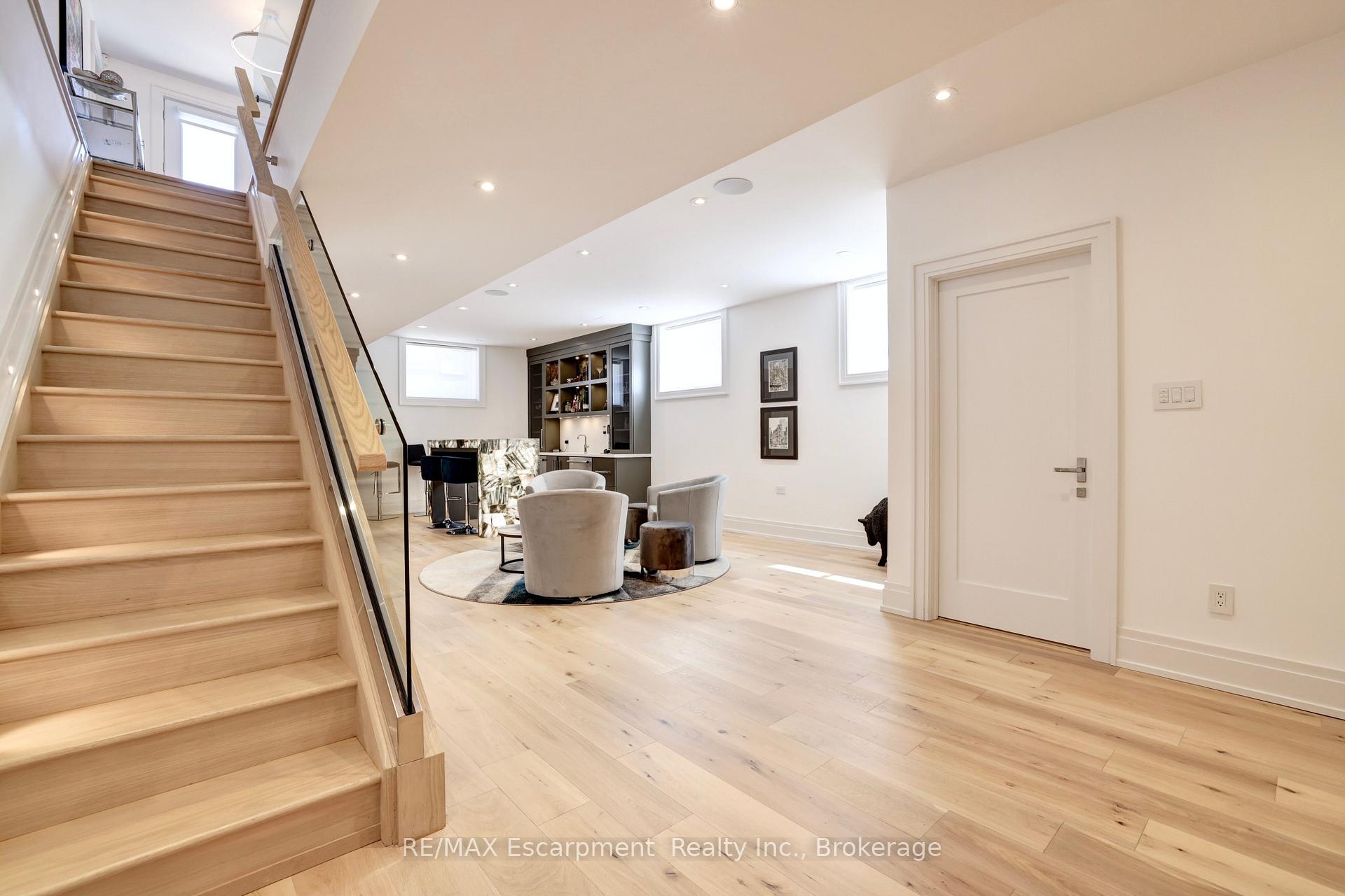 Photo 25 of Unit 4, 2134 New Street, Burlington, Brant — HOMEH