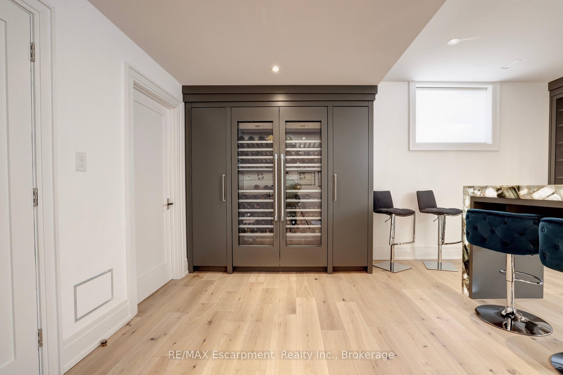 Photo 36 of Unit 4, 2134 New Street, Burlington, Brant — HOMEH