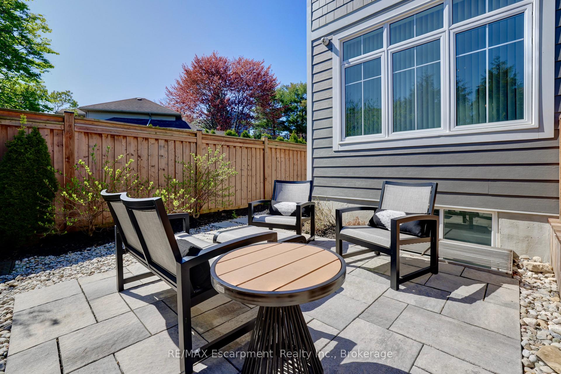 Photo 27 of Unit 4, 2134 New Street, Burlington, Brant — HOMEH
