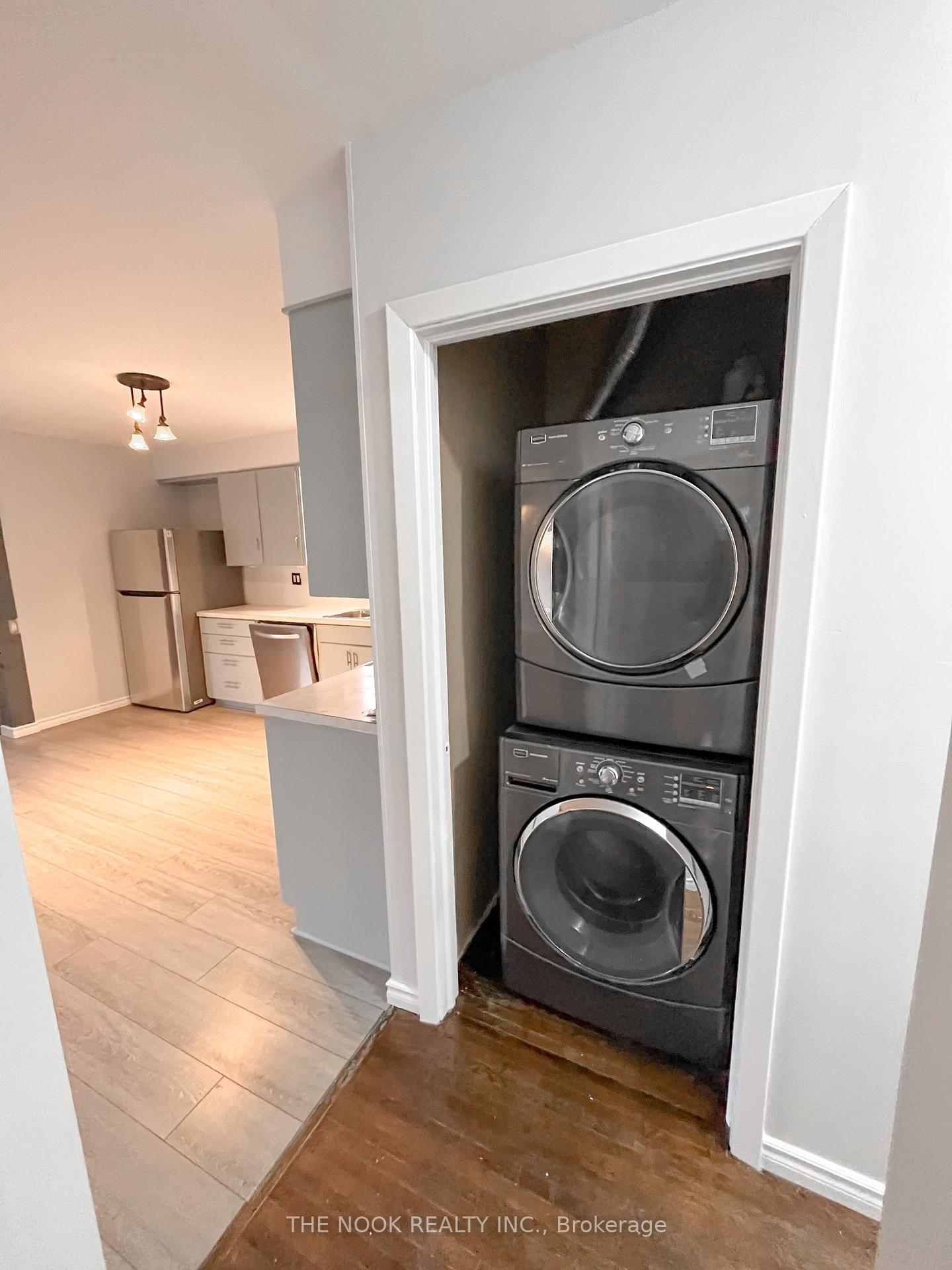 Photo 12 of 372 Wolfe Street, Oshawa, Lakeview — HOMEH