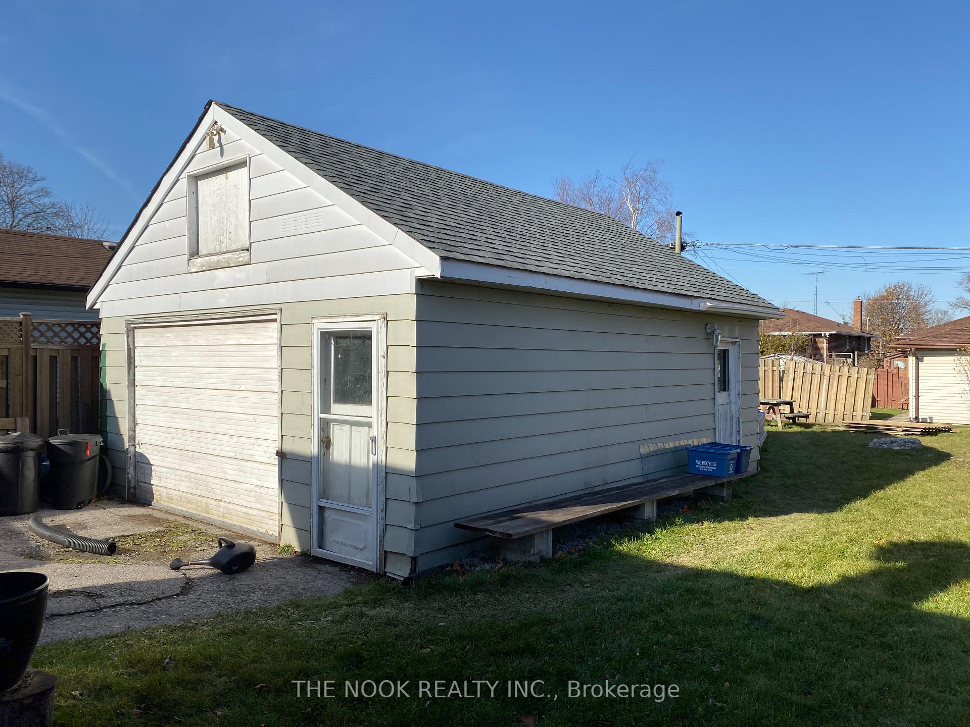 Photo 13 of 372 Wolfe Street, Oshawa, Lakeview — HOMEH