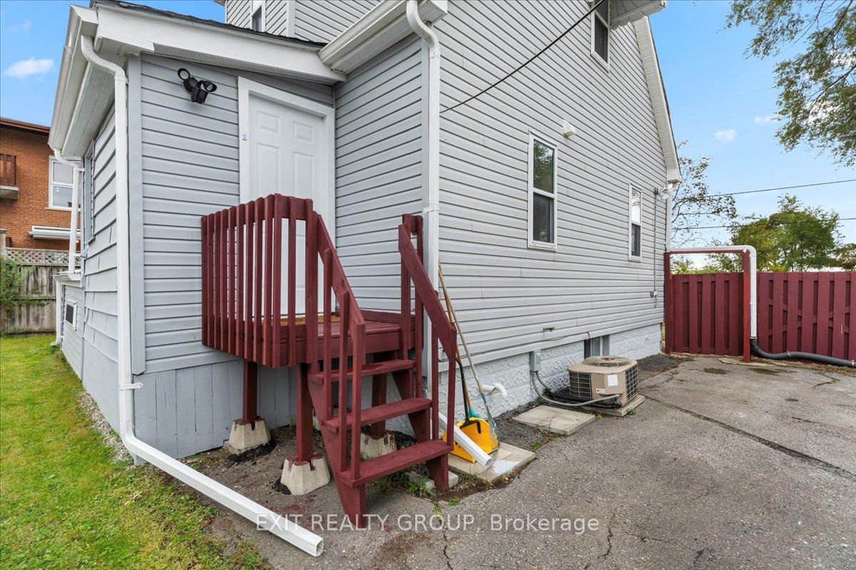 Photo 28 of 156 Catharine Street, Belleville, Belleville Ward — HOMEH