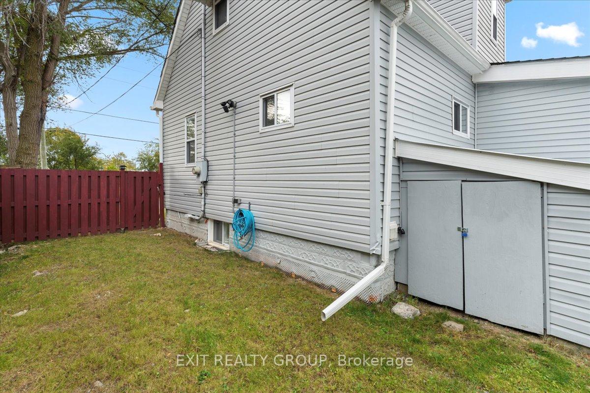 Photo 29 of 156 Catharine Street, Belleville, Belleville Ward — HOMEH