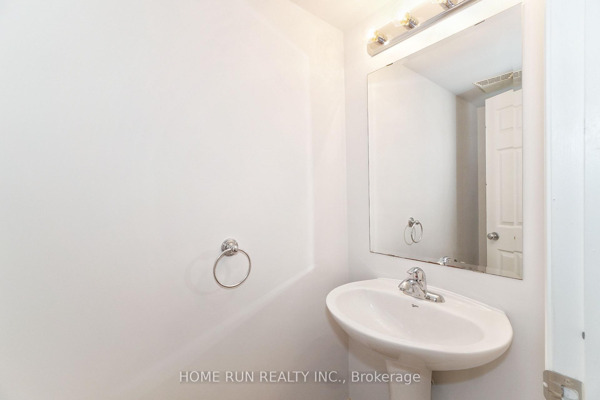 Photo 19 of 118 Tapestry Drive, Ottawa, Barrhaven - Strandherd — HOMEH