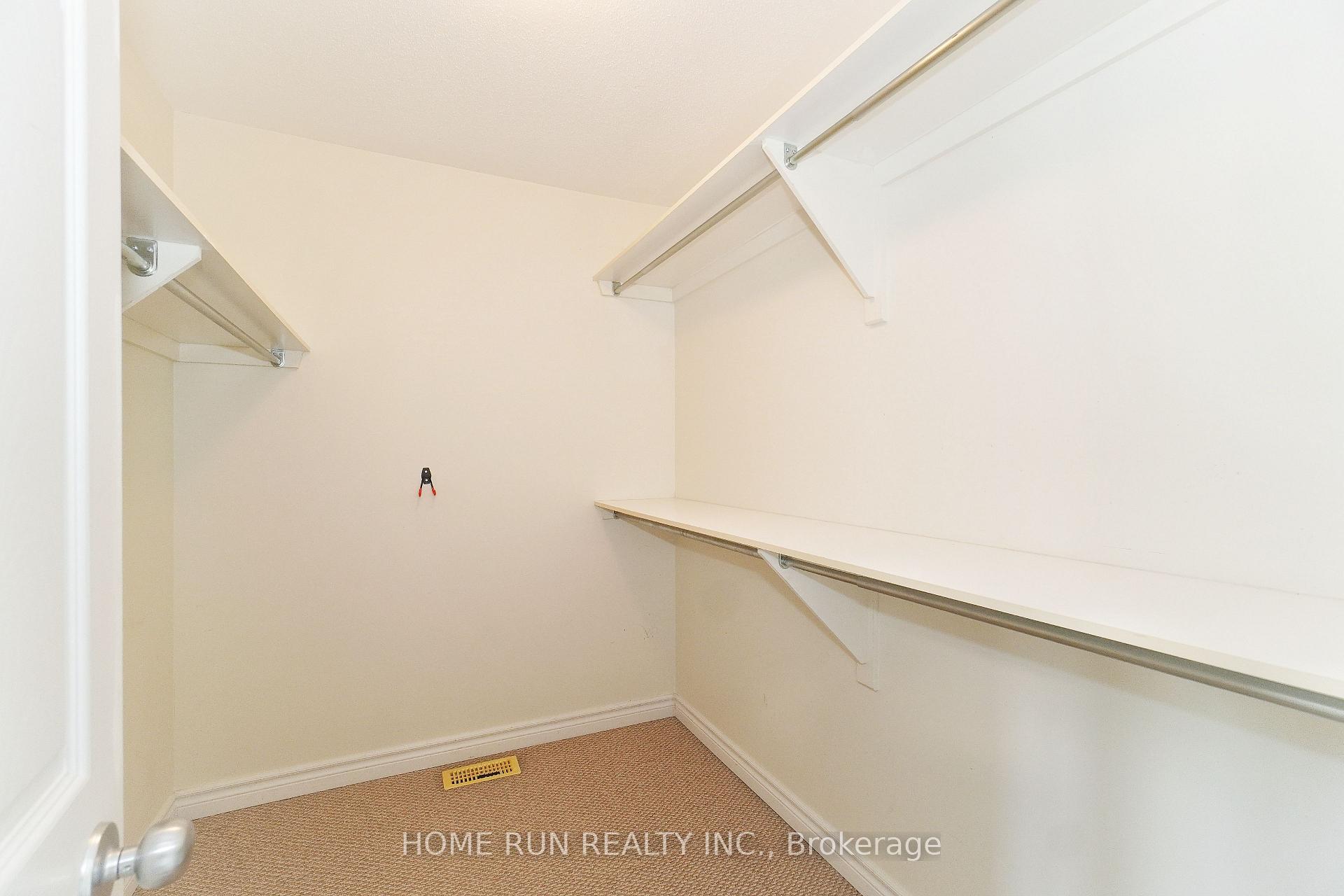 Photo 23 of 118 Tapestry Drive, Ottawa, Barrhaven - Strandherd — HOMEH