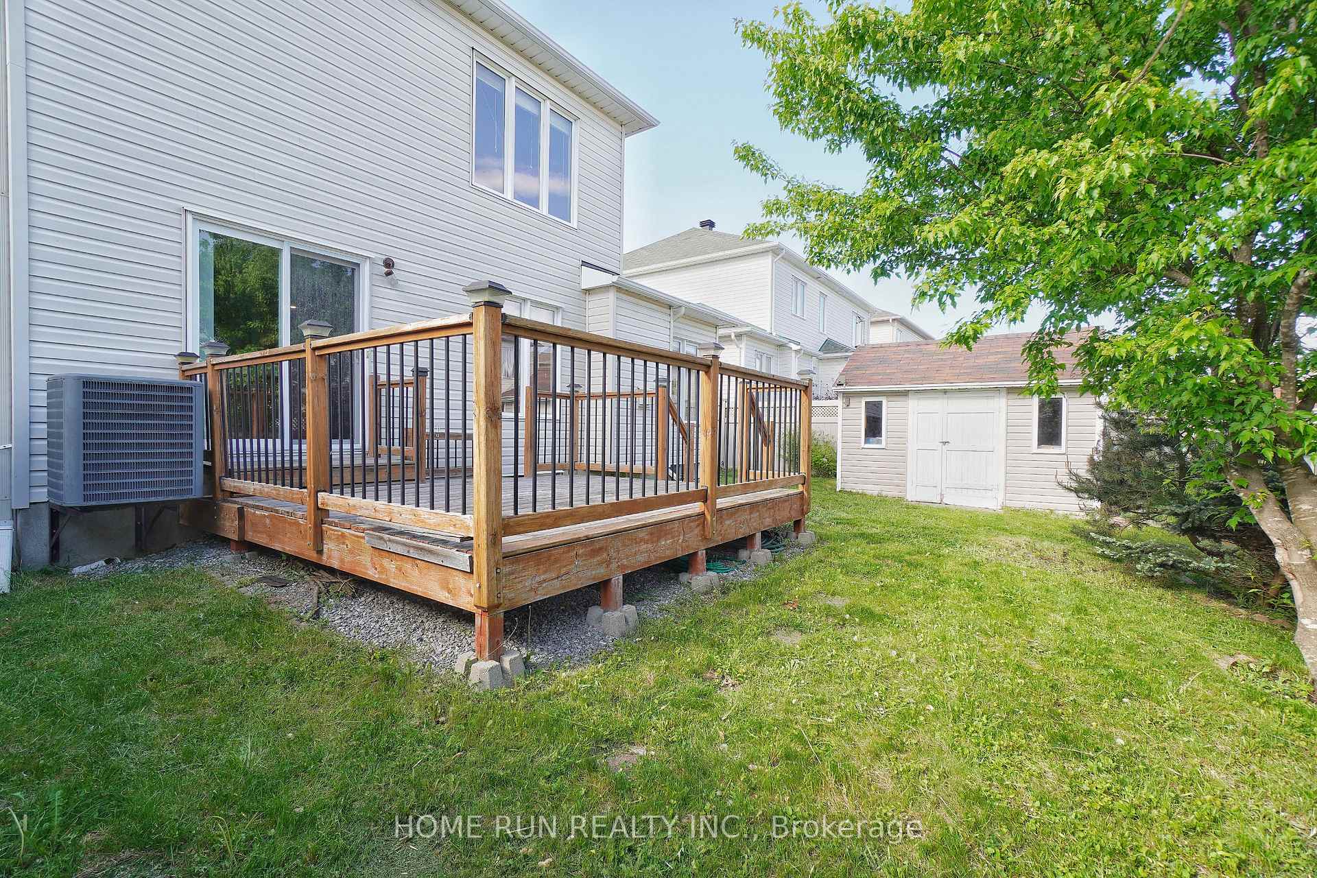 Photo 37 of 118 Tapestry Drive, Ottawa, Barrhaven - Strandherd — HOMEH
