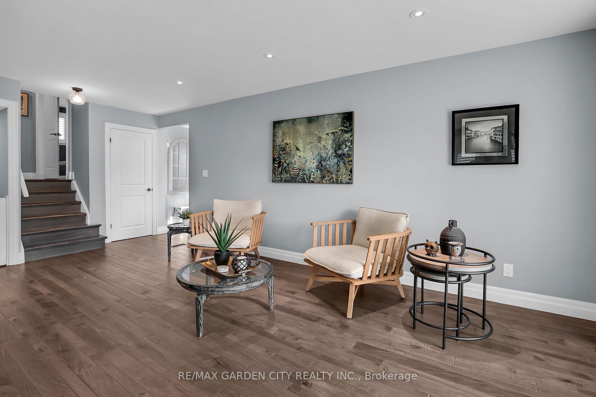 Photo 11 of 329 Central Avenue, Grimsby, Grimsby East — HOMEH