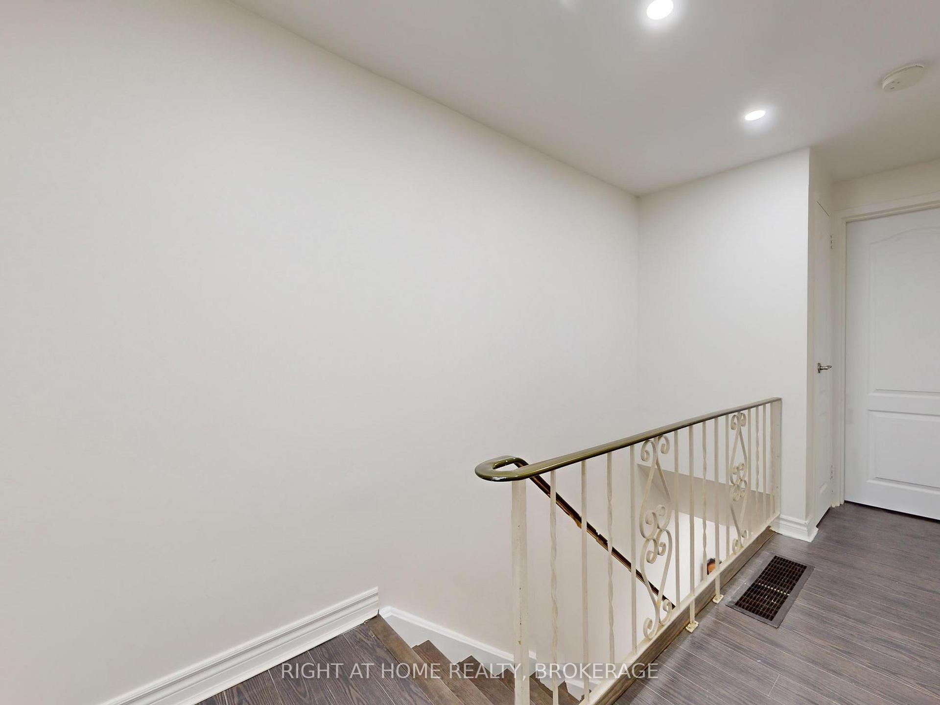 Photo 19 of Unit 3, 2060 Prospect Street, Burlington, Brant — HOMEH