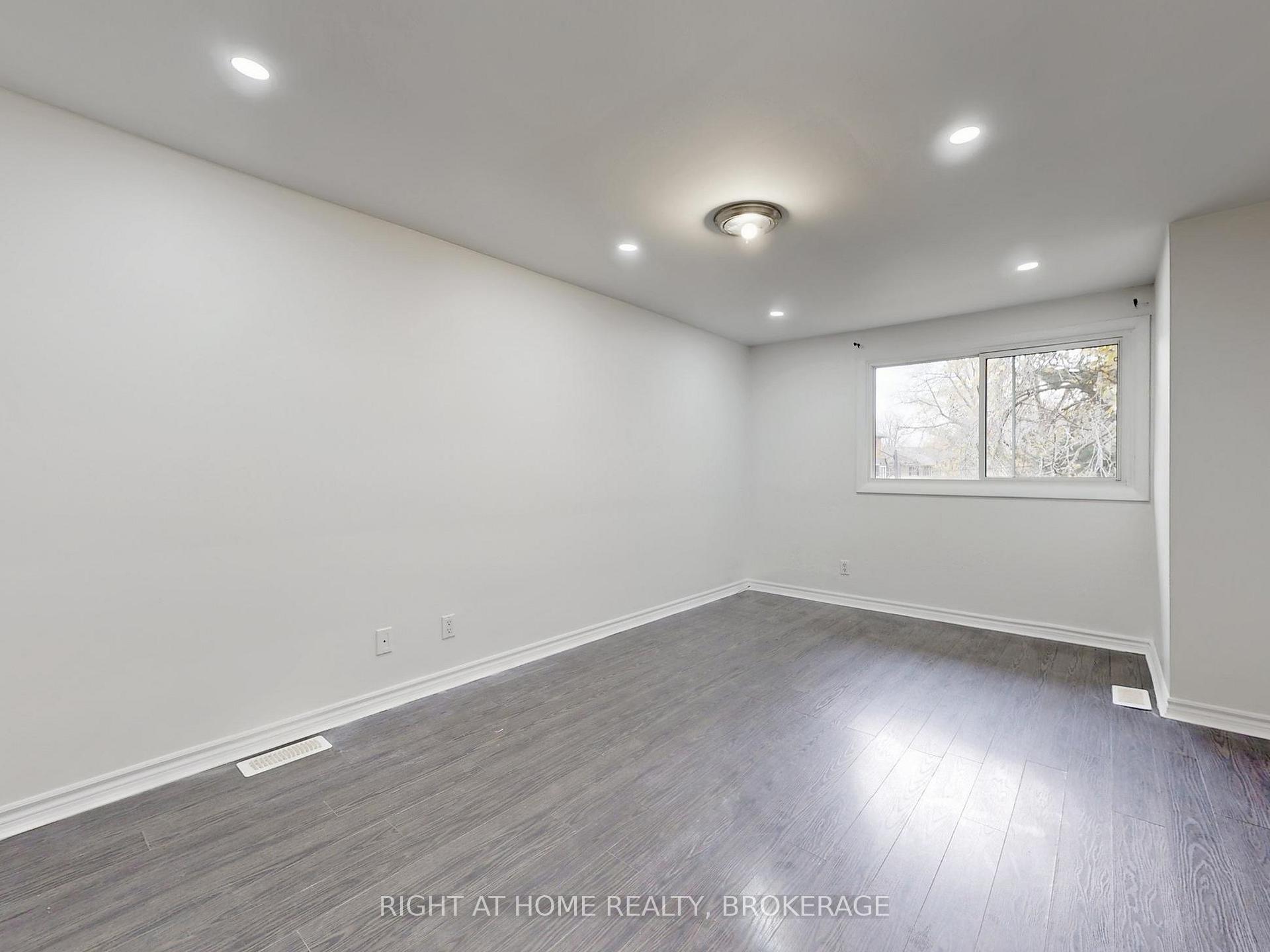 Photo 20 of Unit 3, 2060 Prospect Street, Burlington, Brant — HOMEH