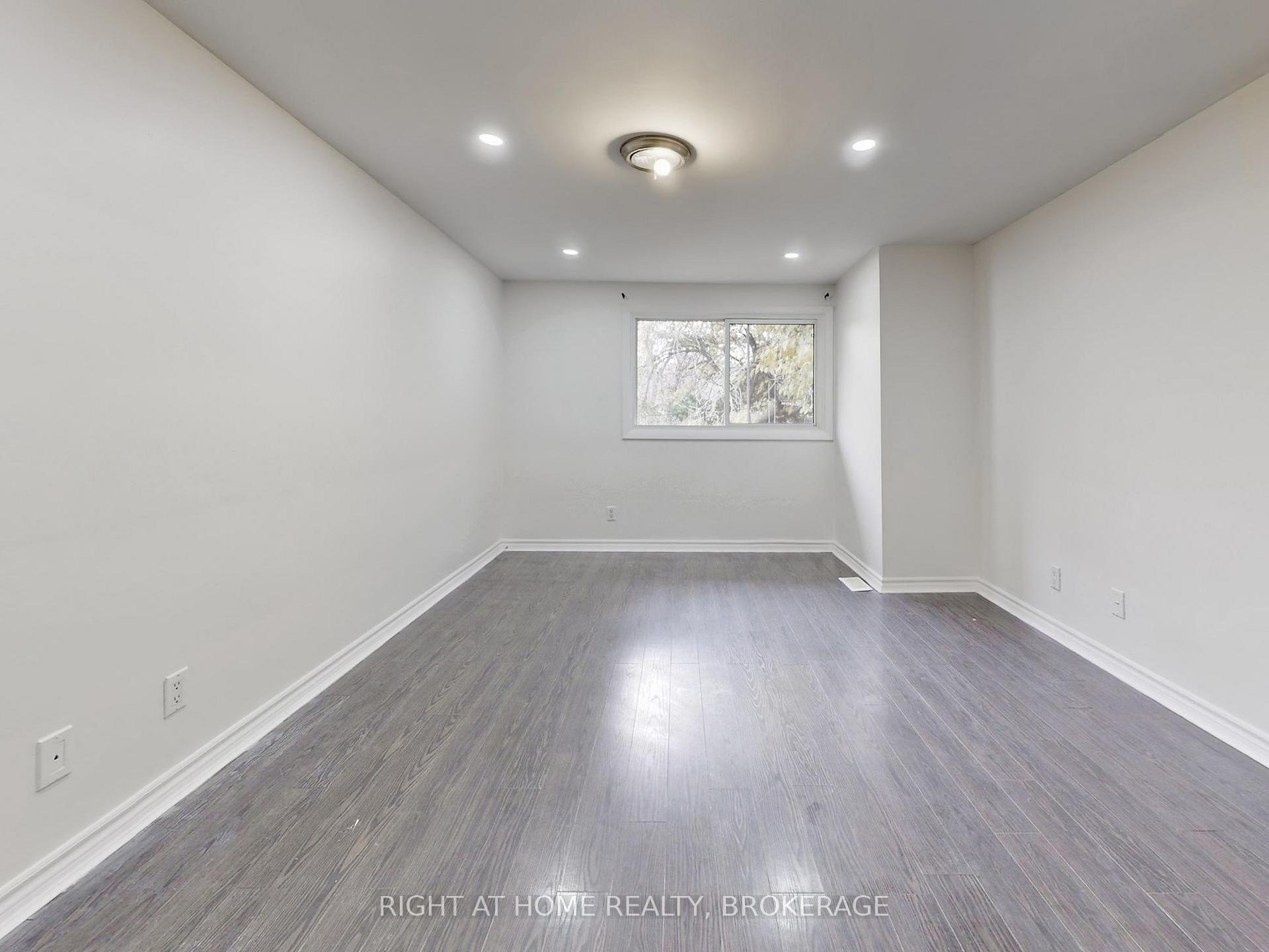 Photo 21 of Unit 3, 2060 Prospect Street, Burlington, Brant — HOMEH