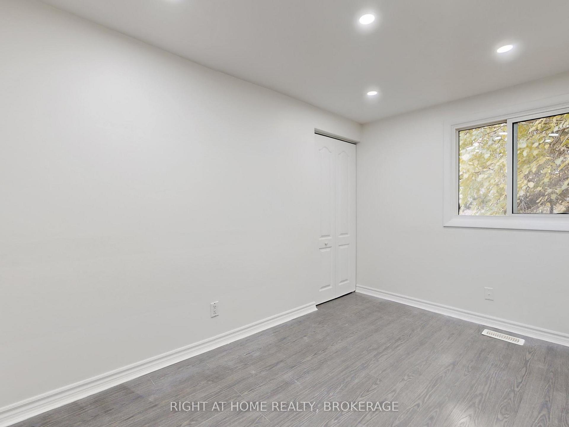 Photo 22 of Unit 3, 2060 Prospect Street, Burlington, Brant — HOMEH