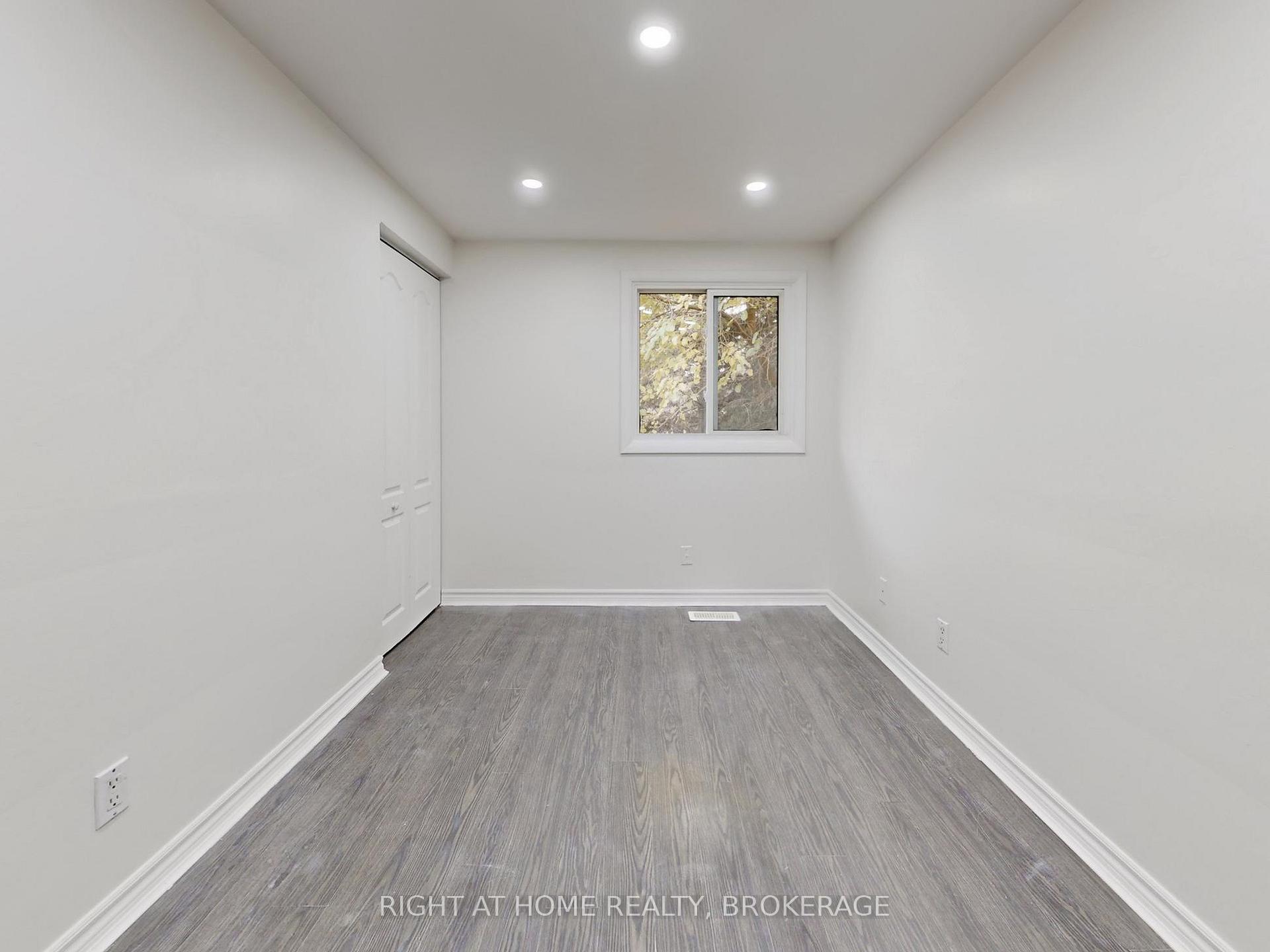 Photo 23 of Unit 3, 2060 Prospect Street, Burlington, Brant — HOMEH